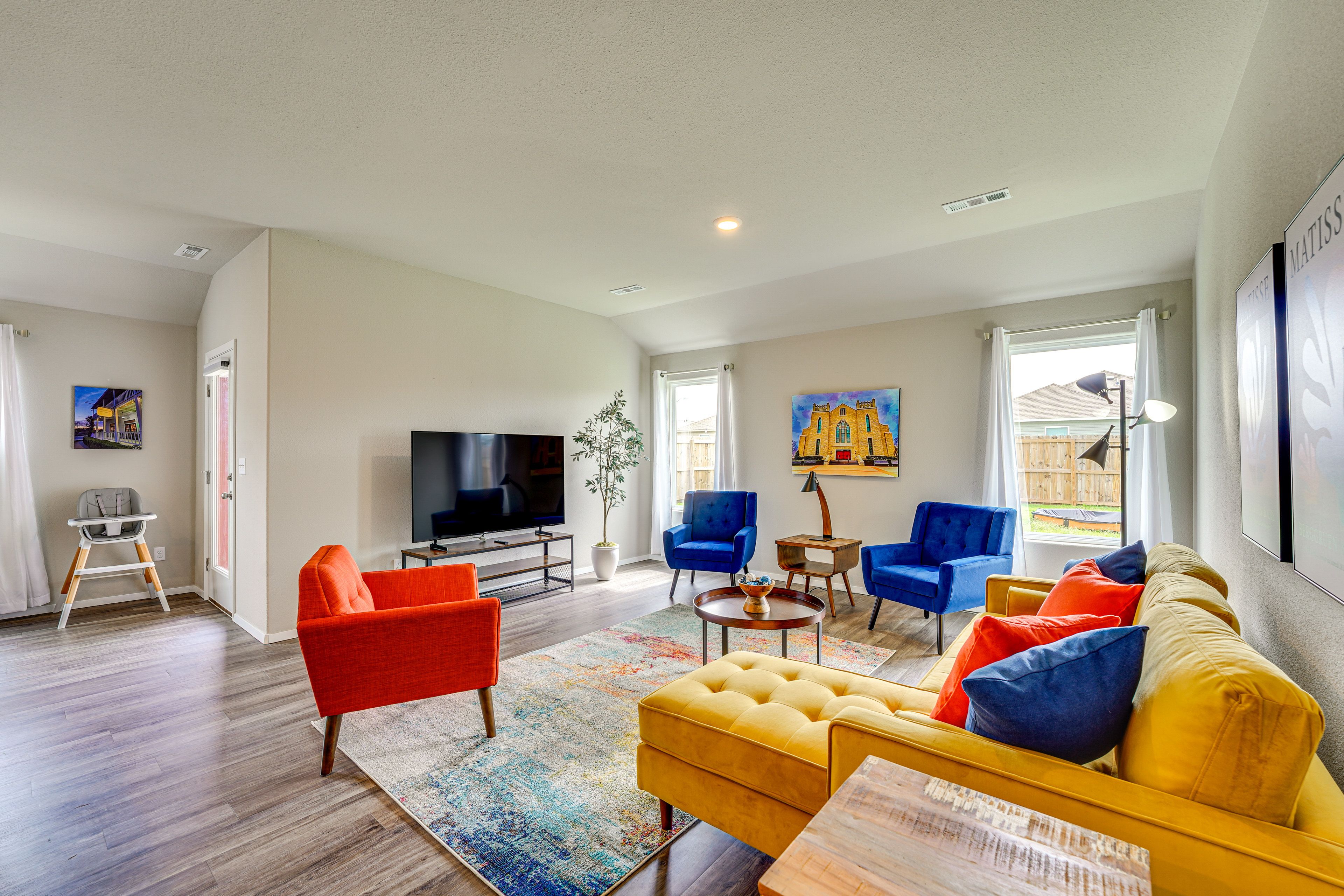 Living Room | Smart TV | Single-Story Home