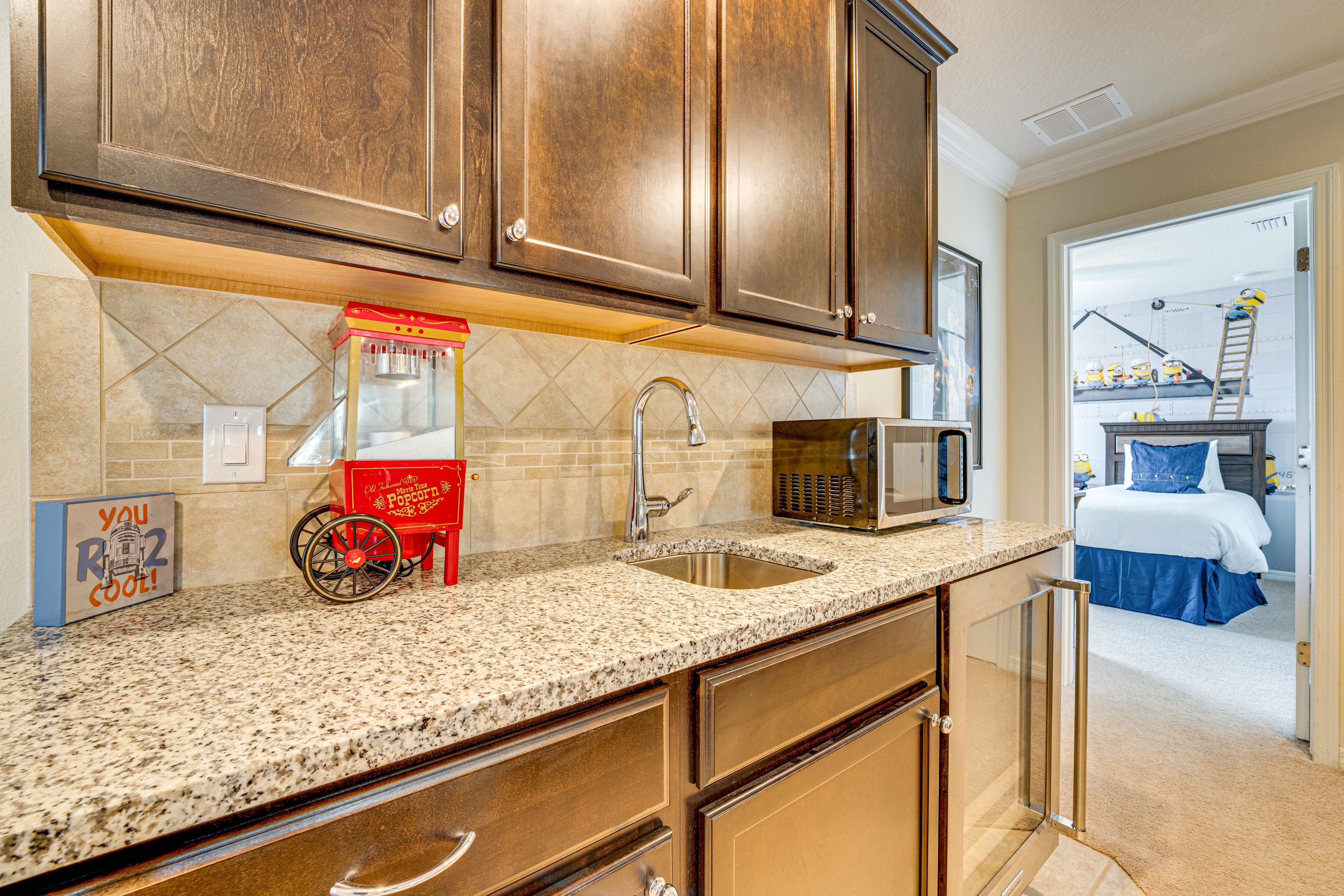 Wet Bar | 2nd Floor