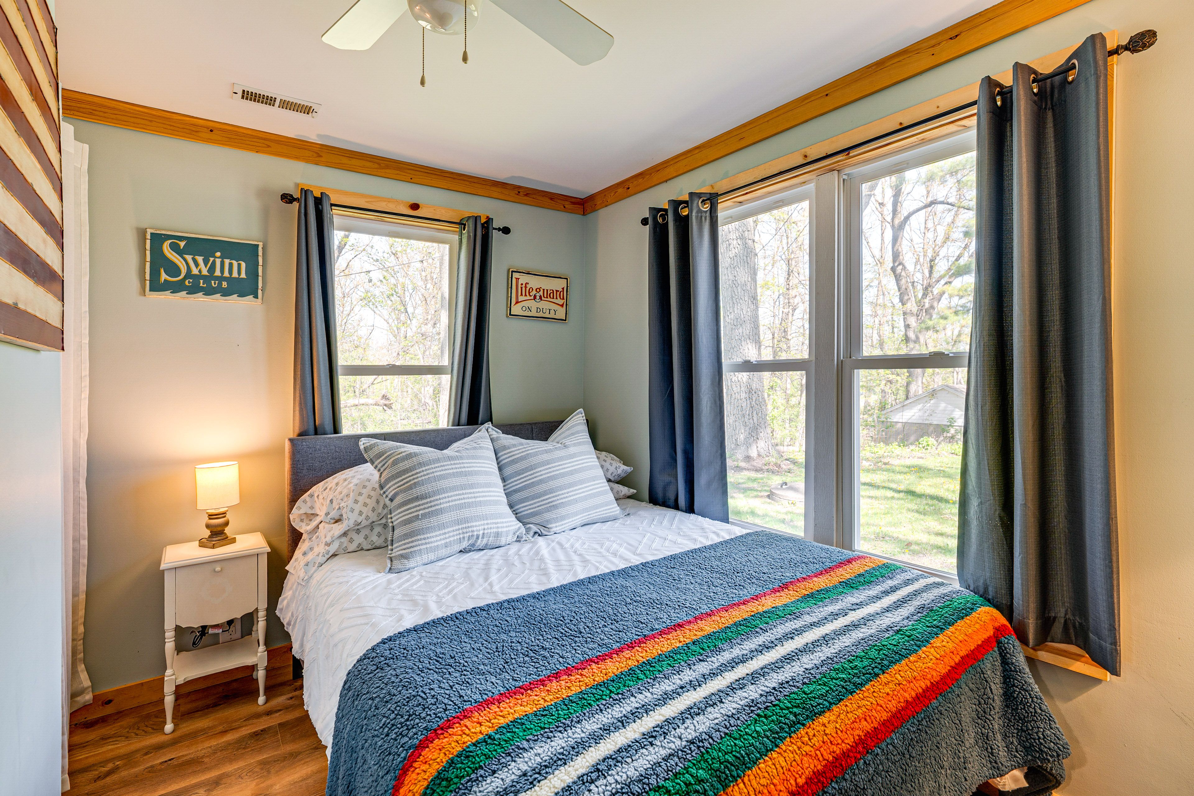 Bedroom 2 | 1st Floor | Queen Bed