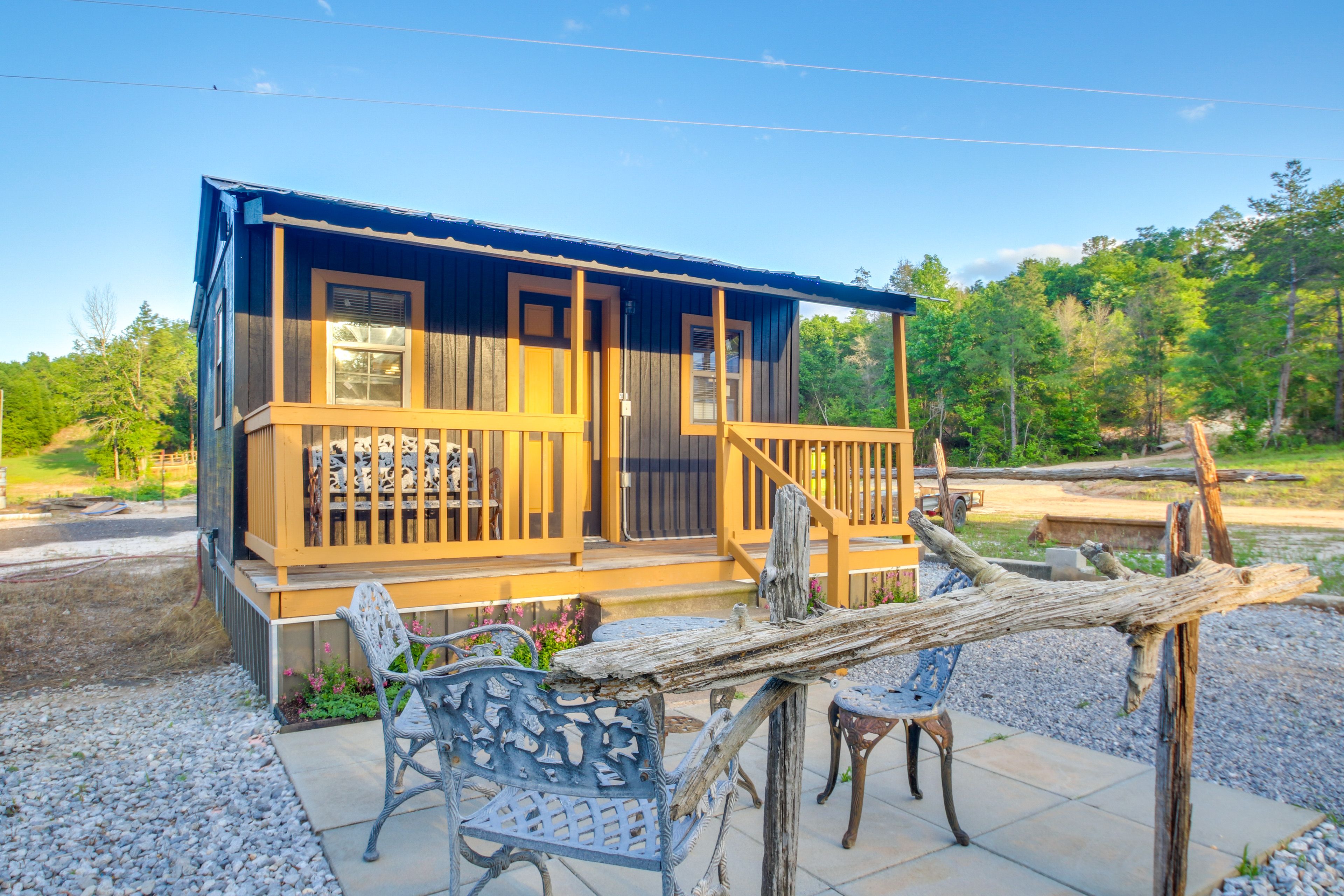 Jay Vacation Rental | Studio | 1BA | Steps to Enter | 500 Sq Ft