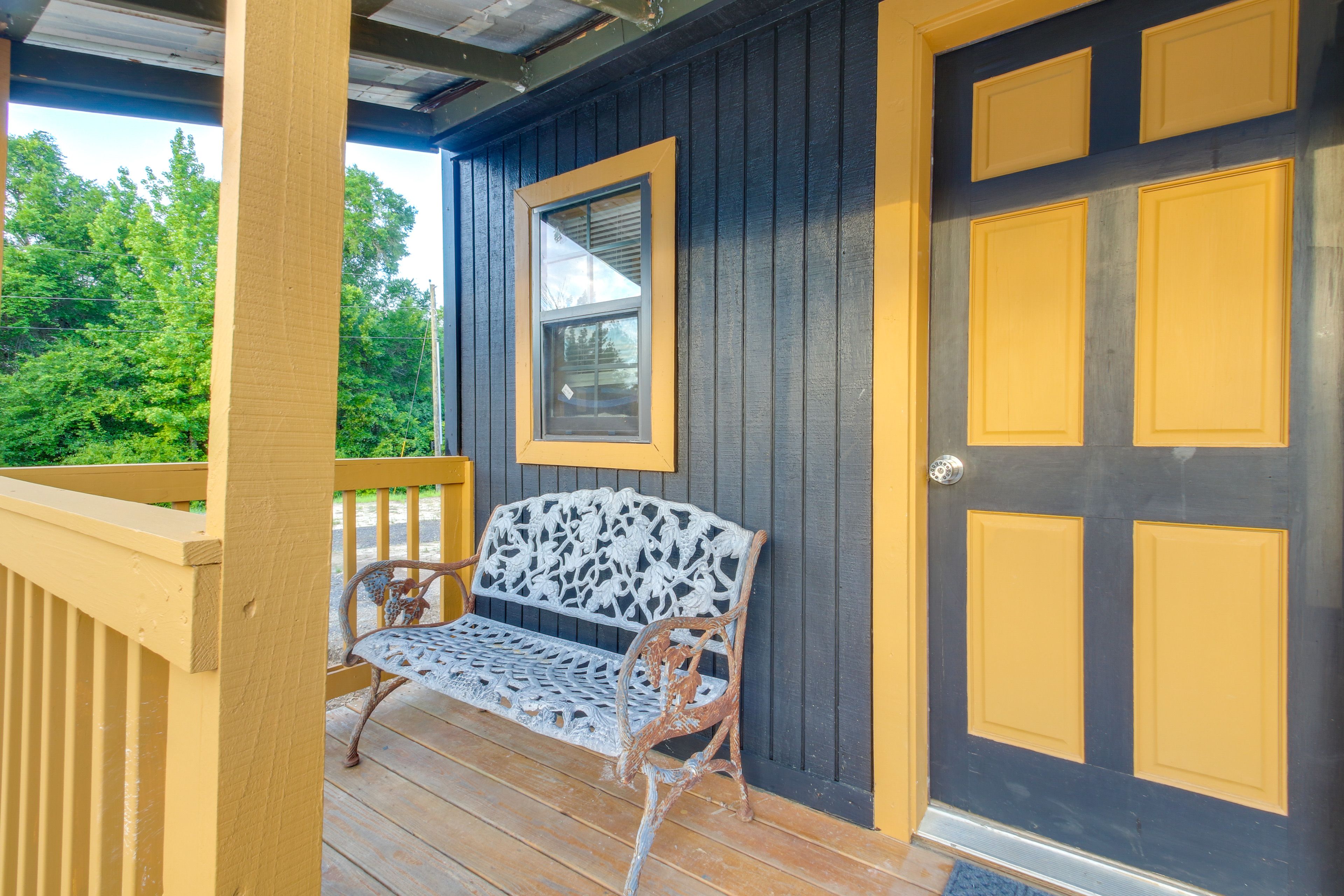 Studio Exterior | Keyless Entry | Furnished Porch