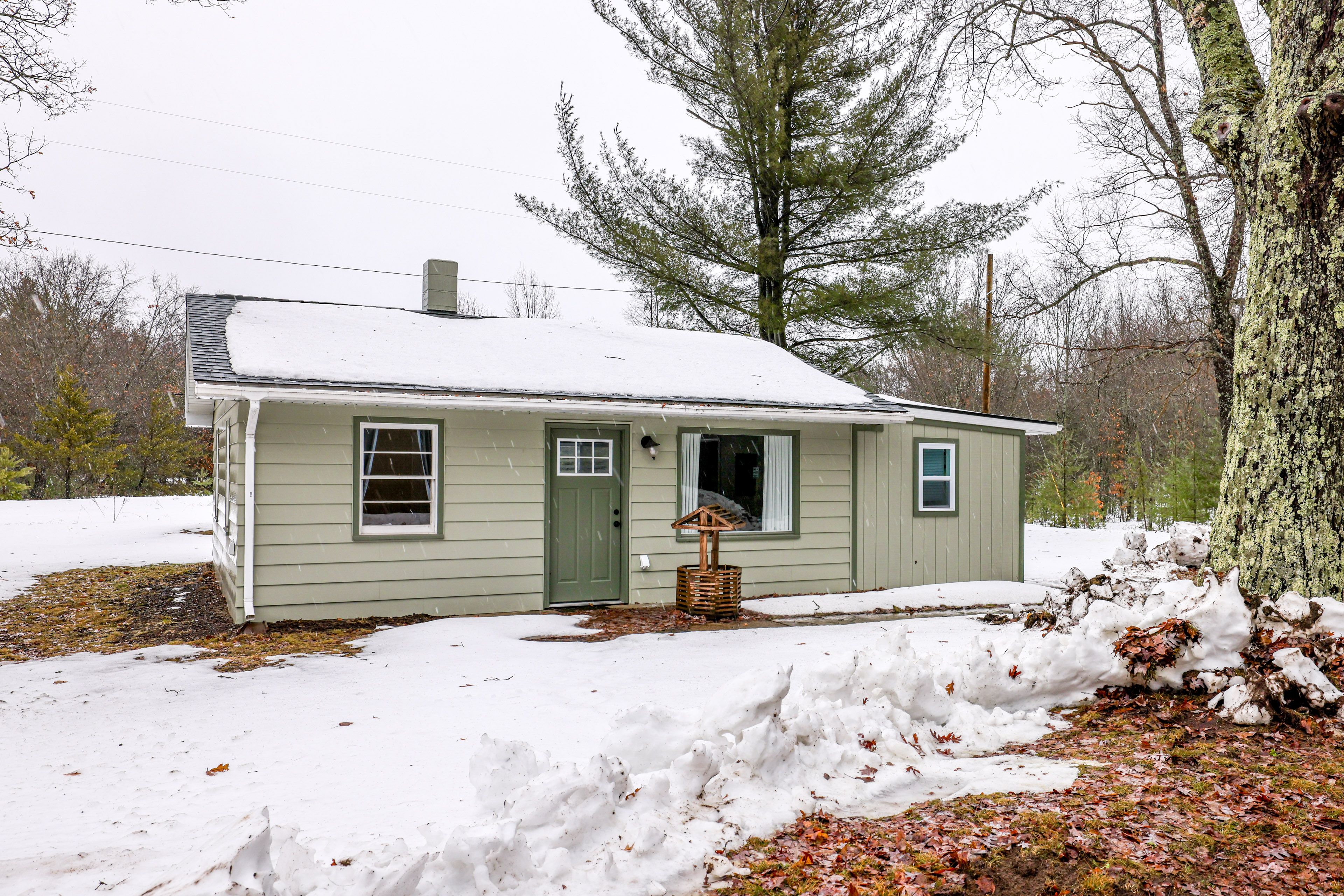 Cottage Exterior | Fire Pit | Charcoal Grill