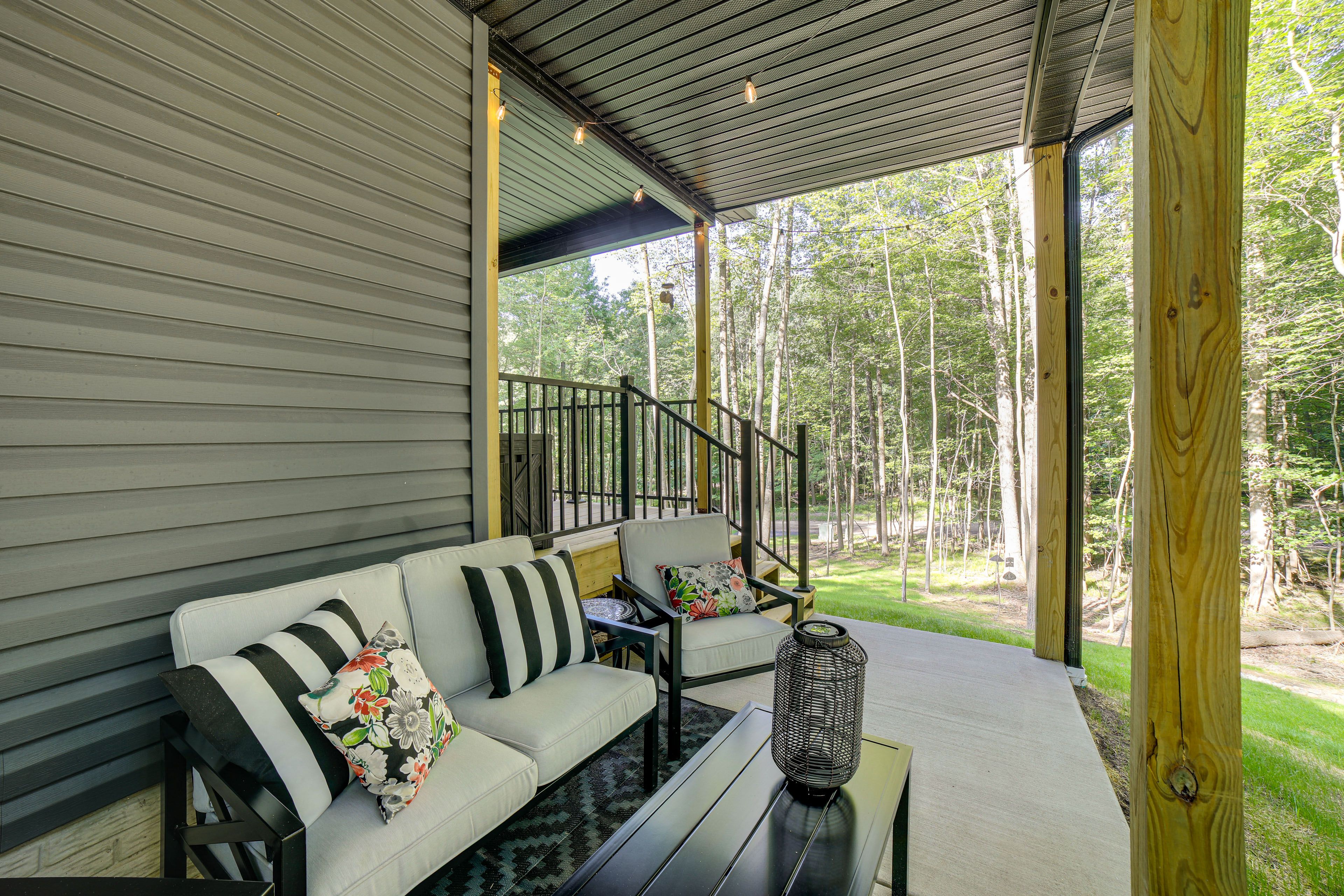 House Exterior | Furnished Patio | Dining Area | Gas Grill