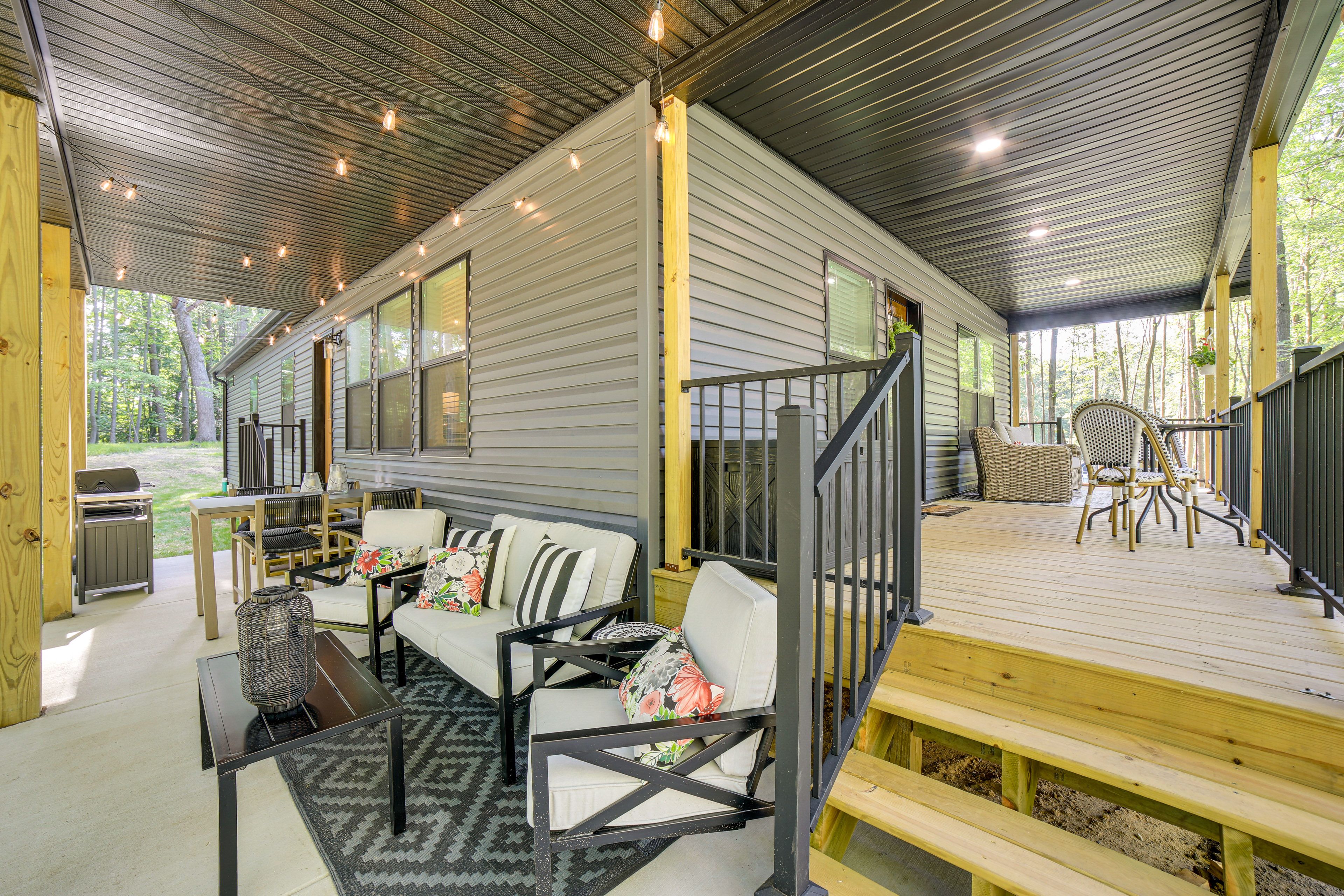 House Exterior | Furnished Porch & Patio | Dining Areas | Gas Grill