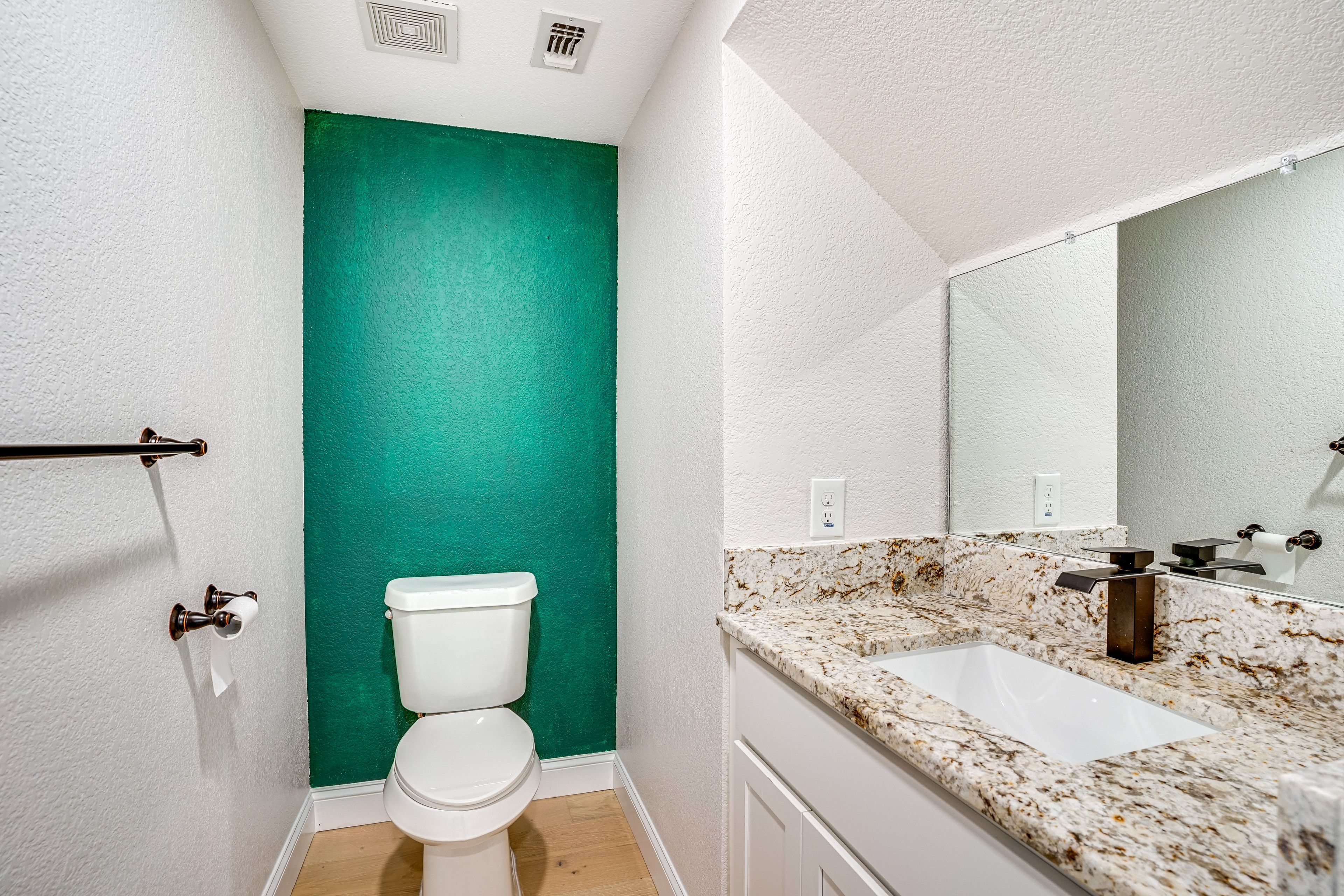 Half Bathroom | 1st Floor