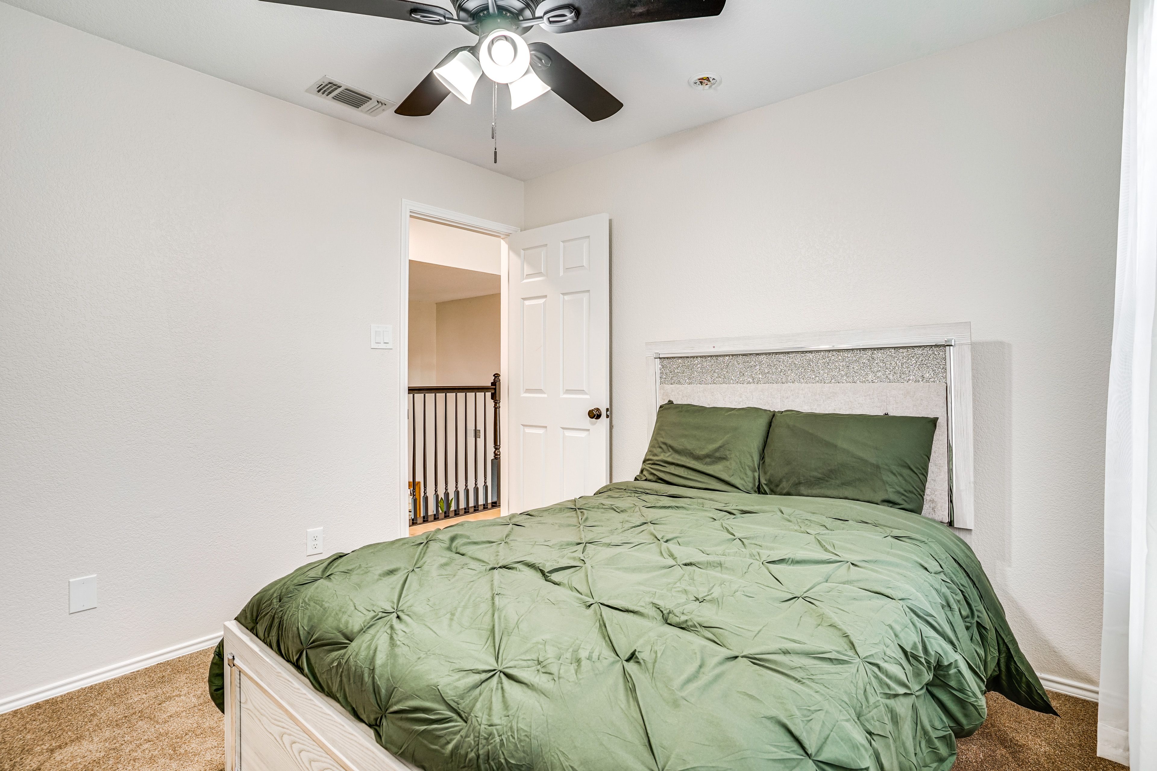 Bedroom 2 | Queen Bed | 2nd Floor