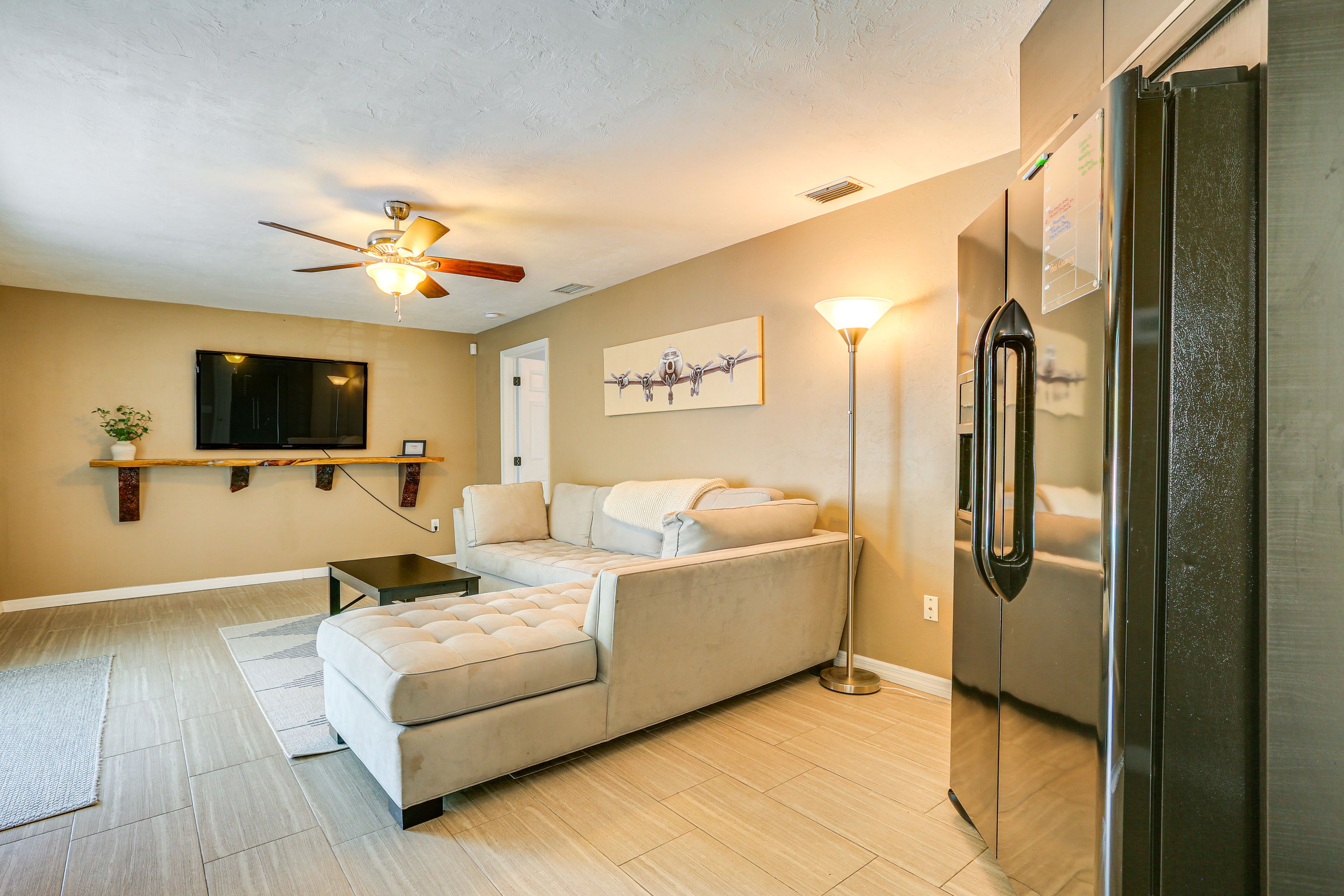 Family Room | Smart TV