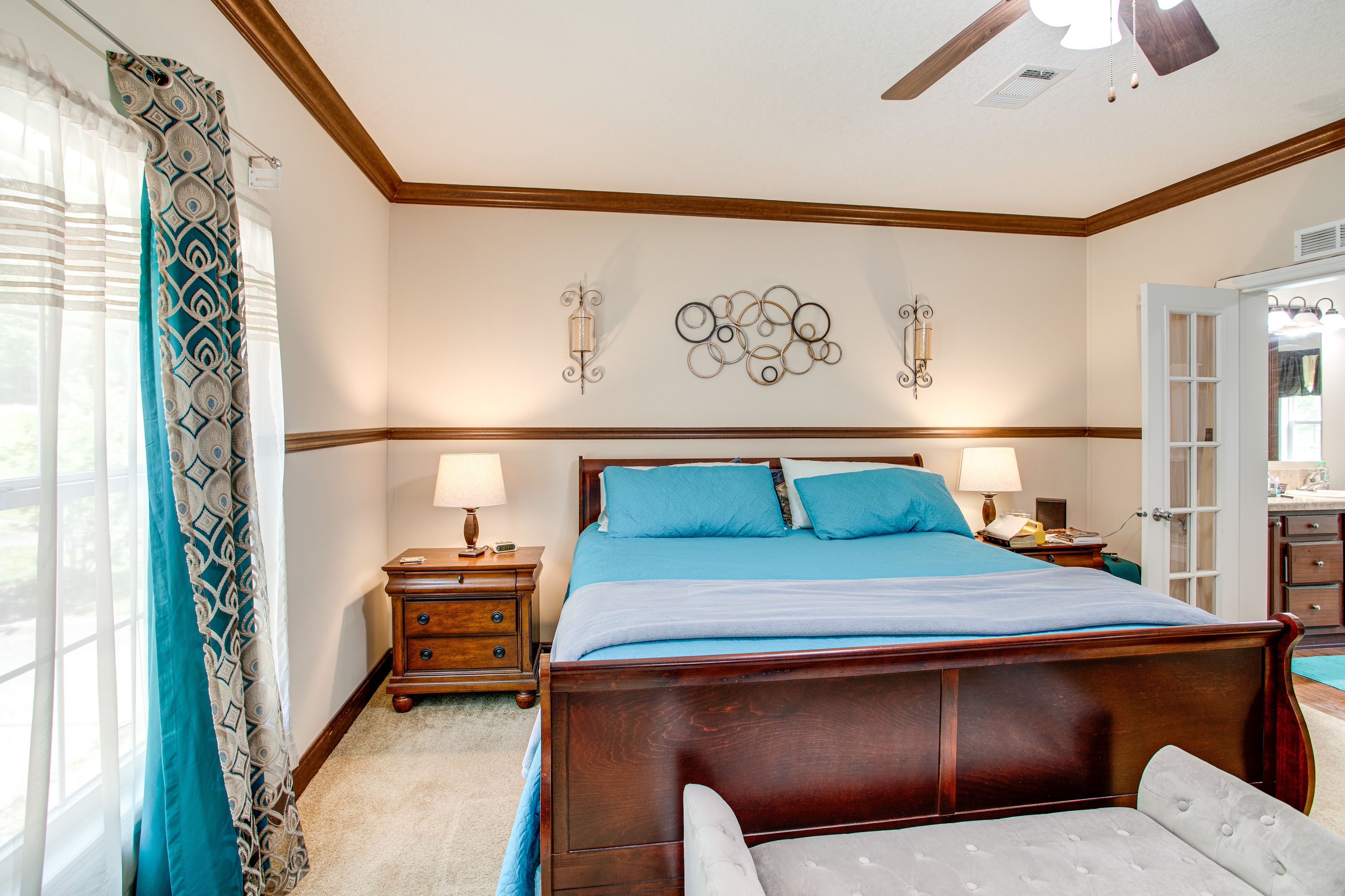 Bedroom 1 | King Bed | Linens Provided