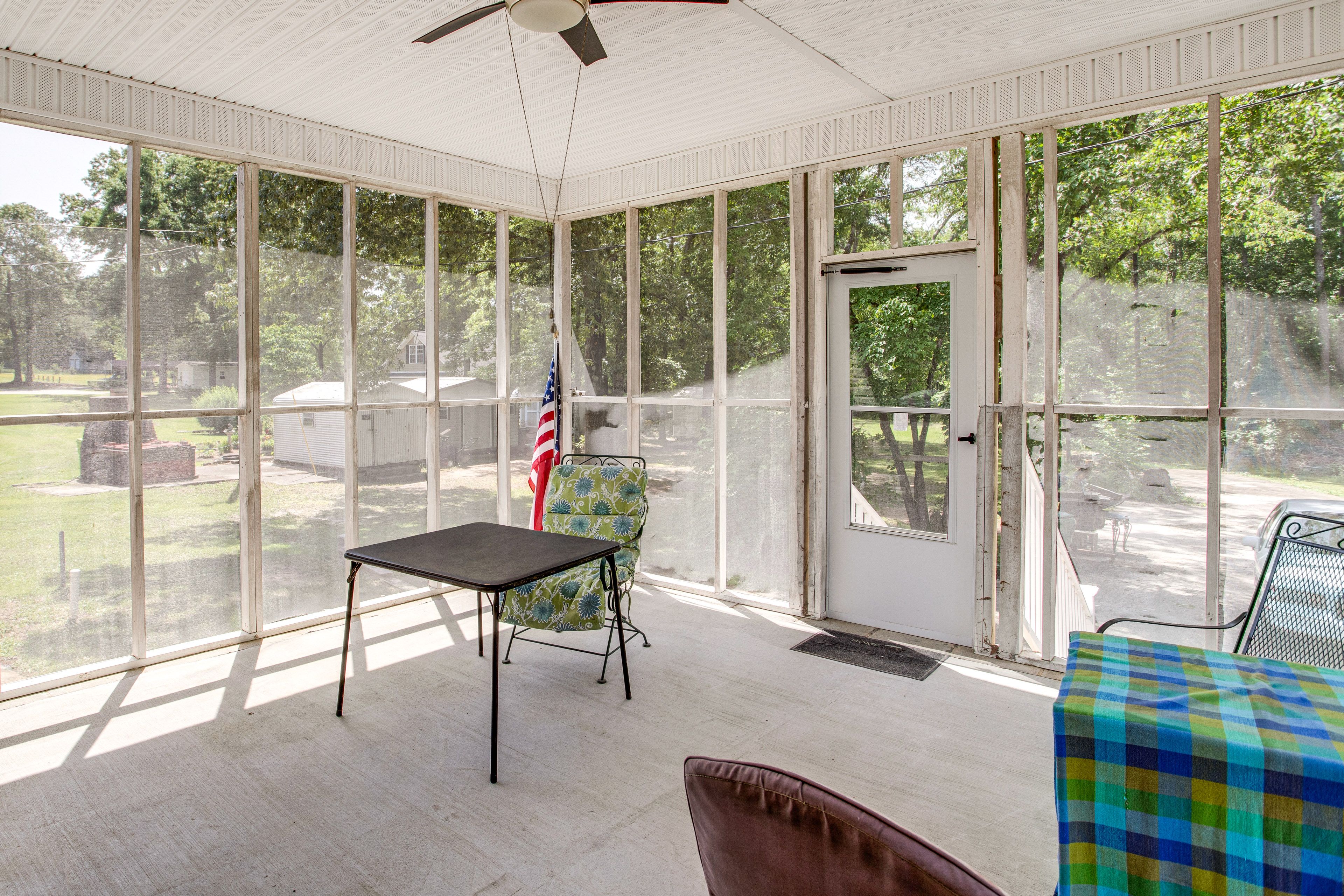 Exterior | Screened Porch