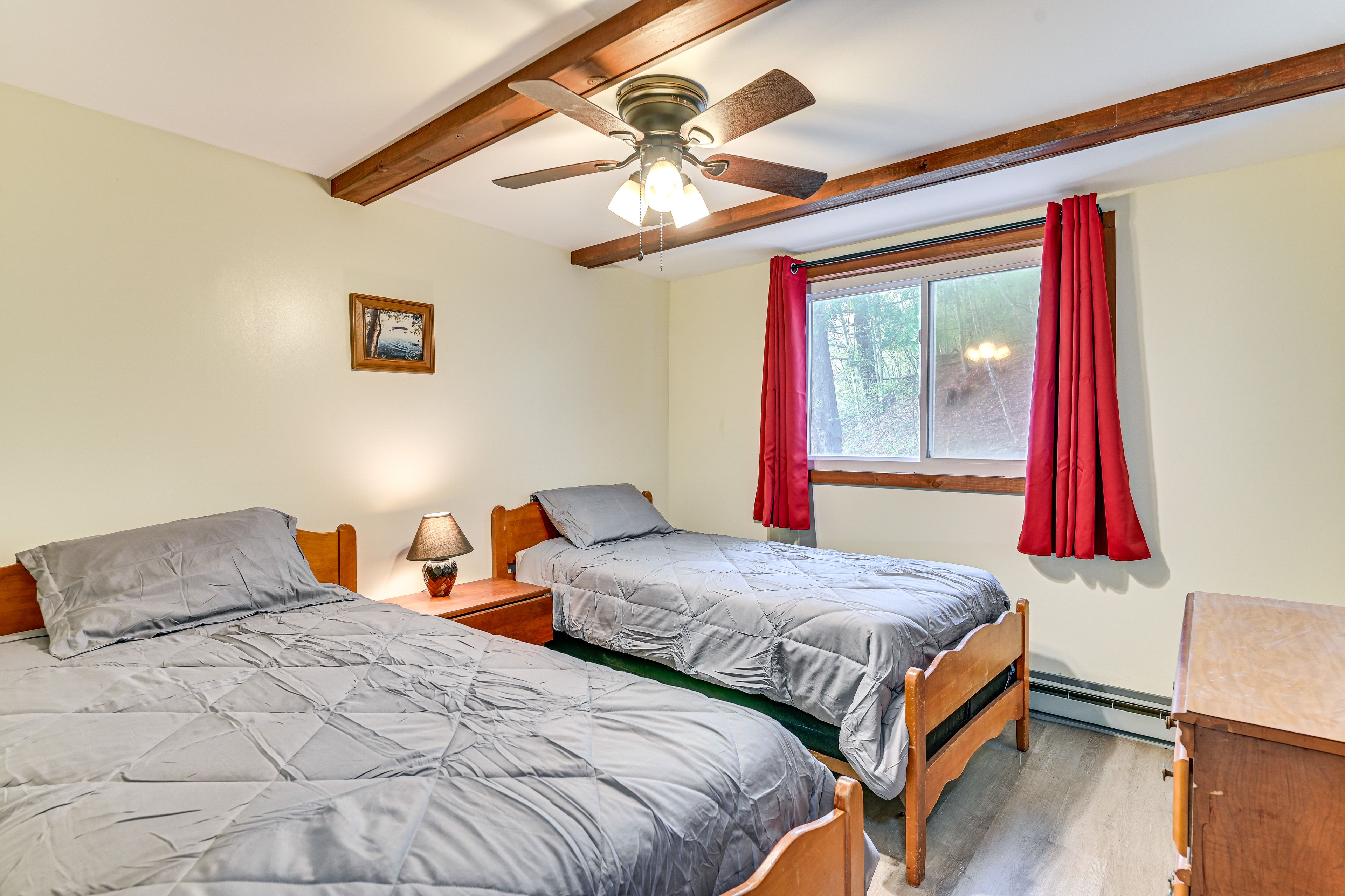 Bedroom 3 | 2 Twin Beds