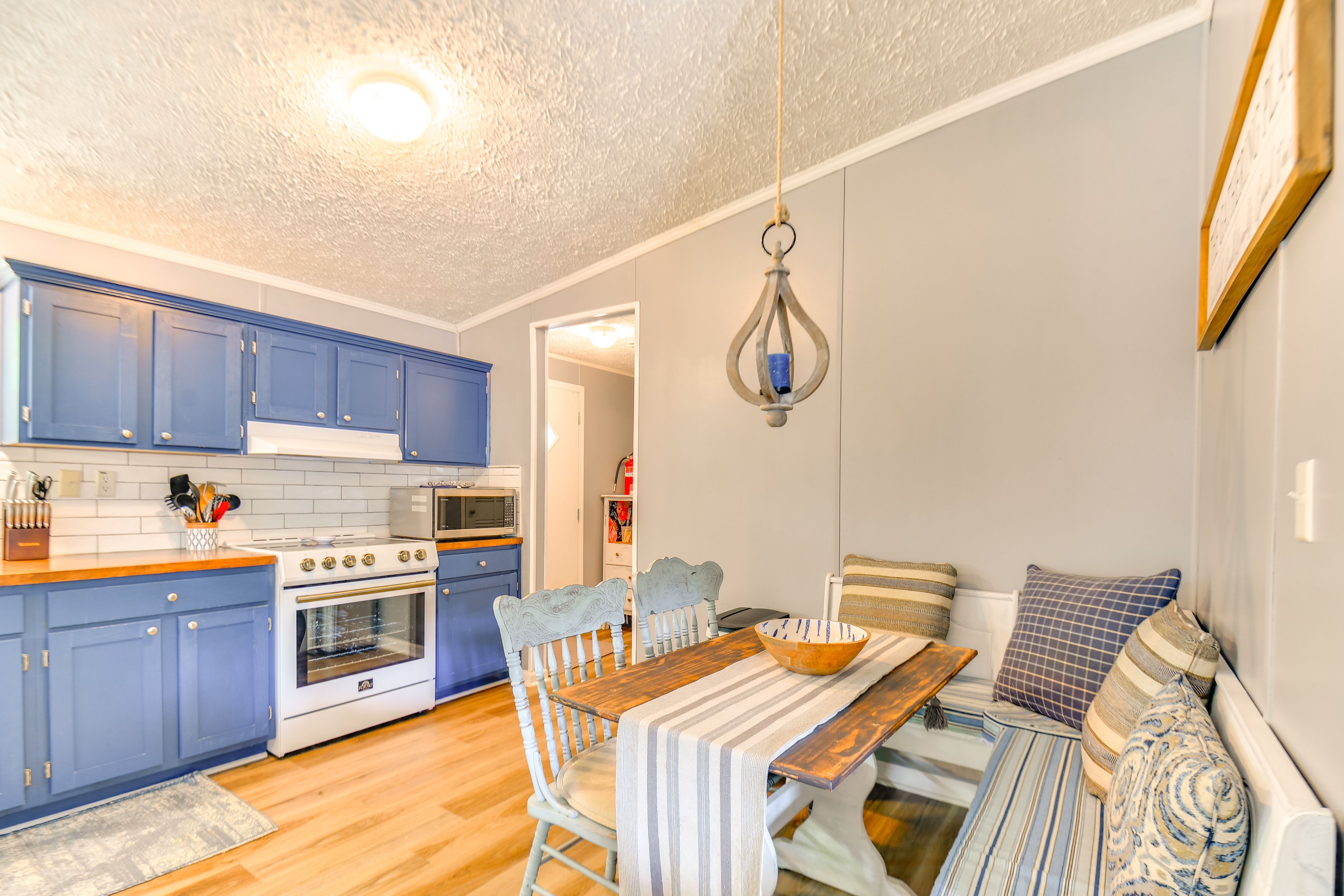 Breakfast Nook