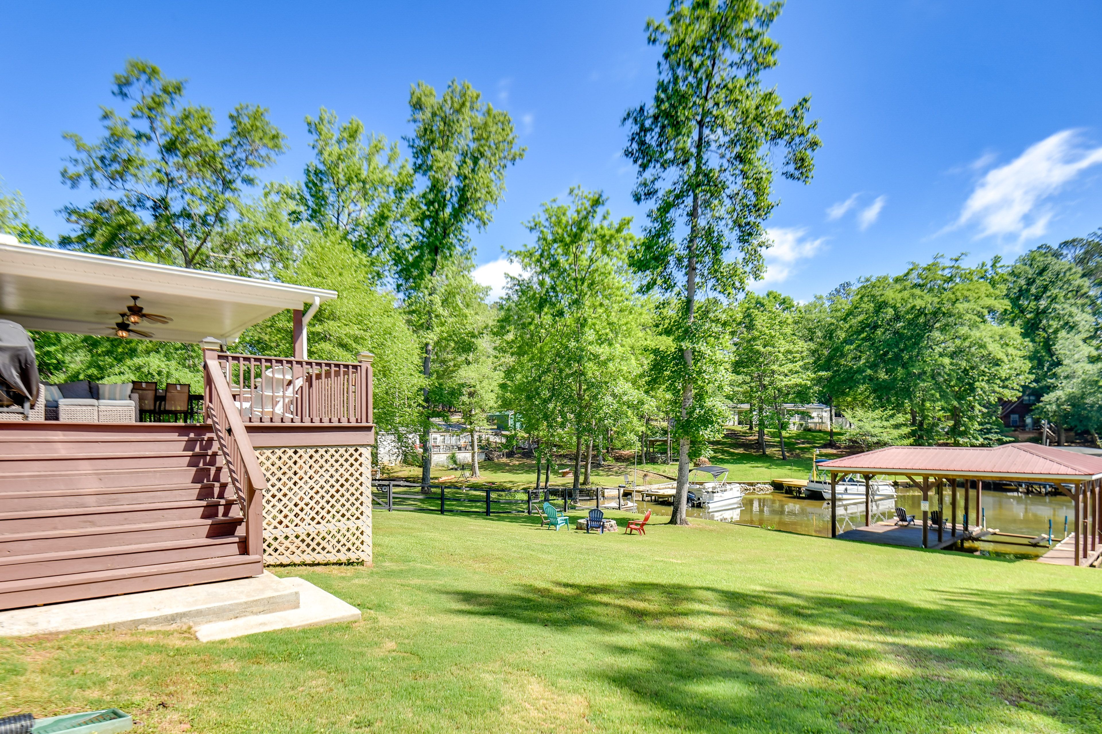 Spacious Yard | Fire Pit | On-Site Lake Access