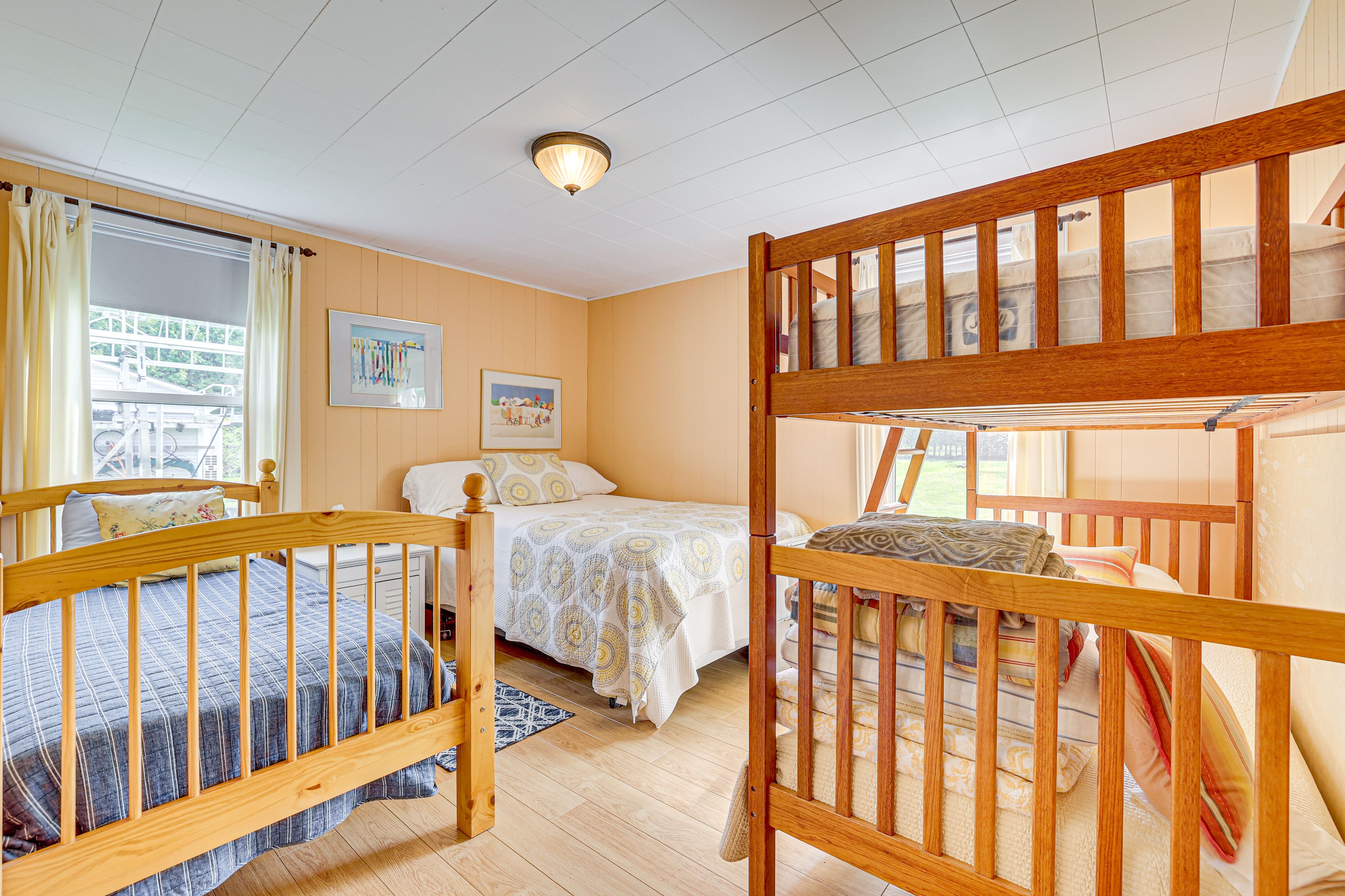 Bedroom 3 | Queen Bed | Twin Bed | Twin Bunk Bed