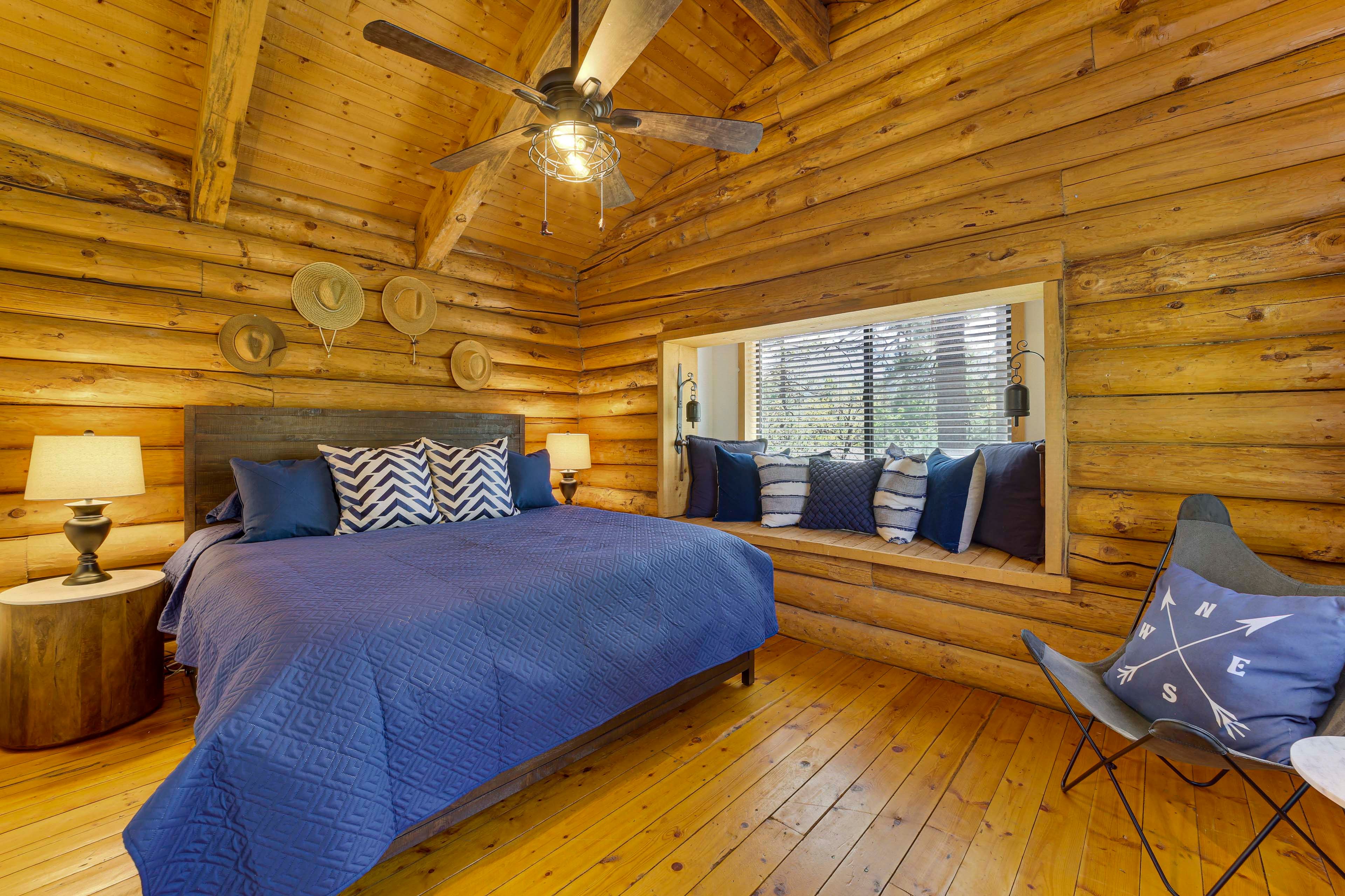 Bedroom 3 | King Bed | 2nd Floor