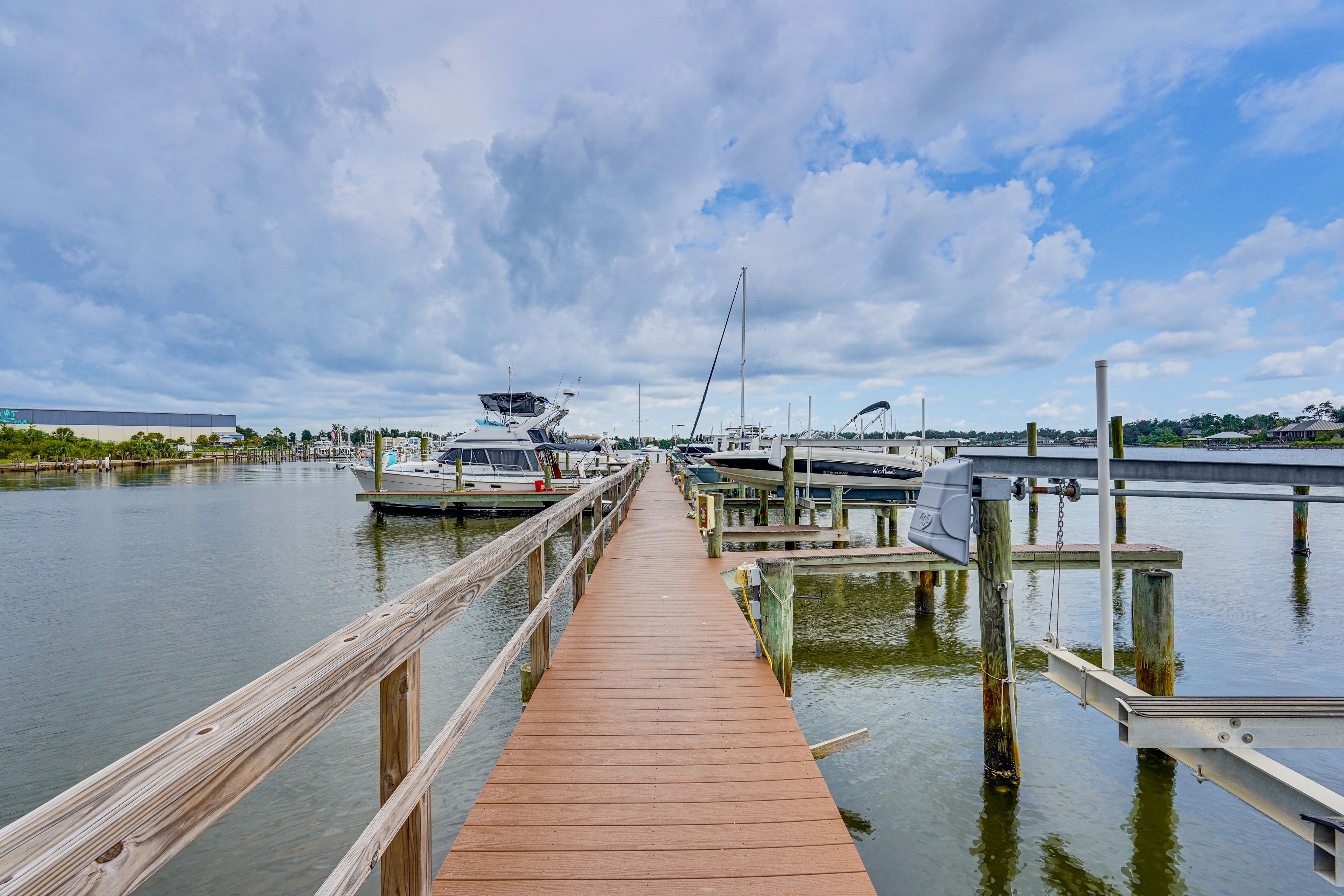Bayou Pointe Villas | Community Marina w/ Boat Slips