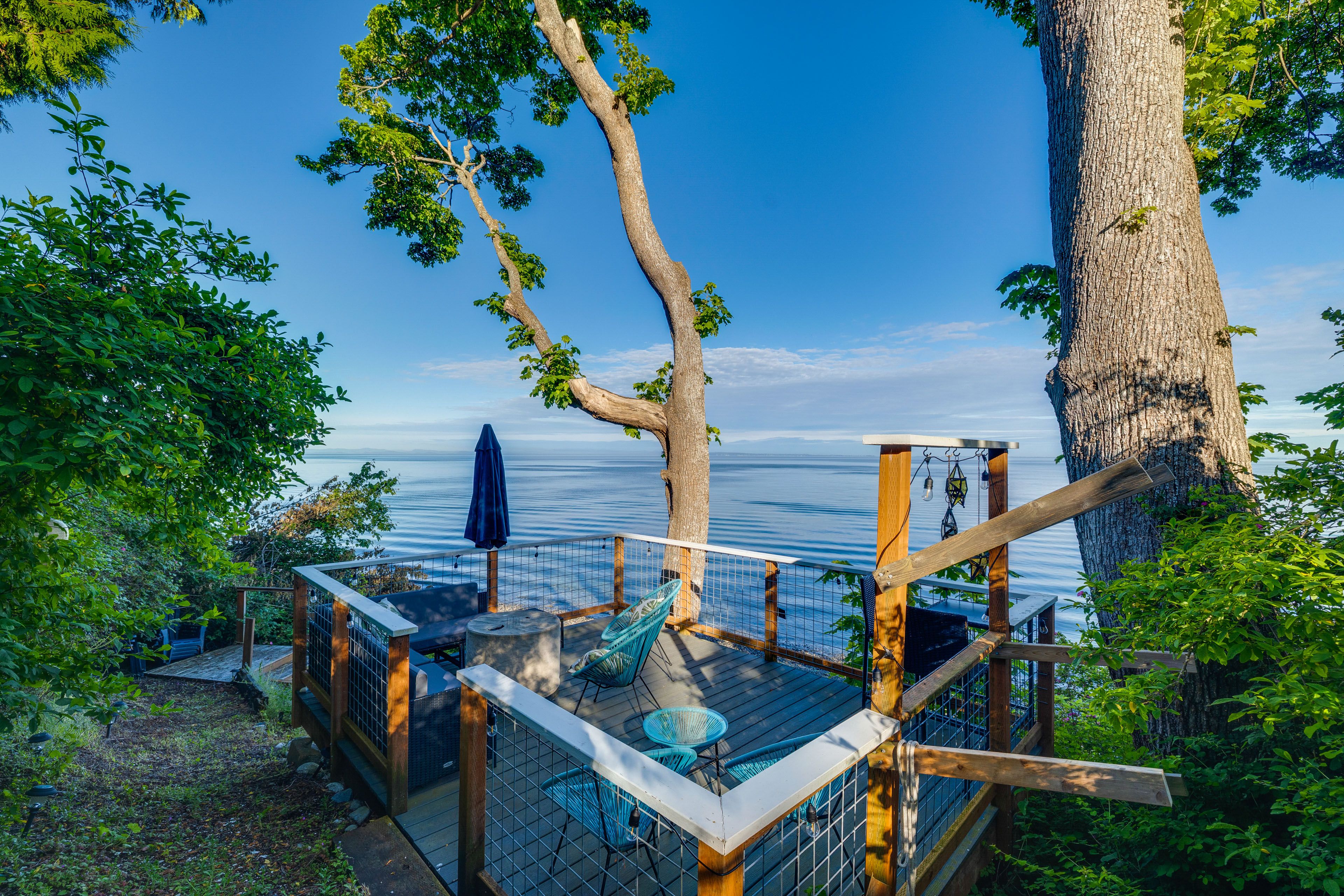 Blaine Vacation Rental | 3BR | 3.5BA | Stairs Required | 3,200 Sq Ft