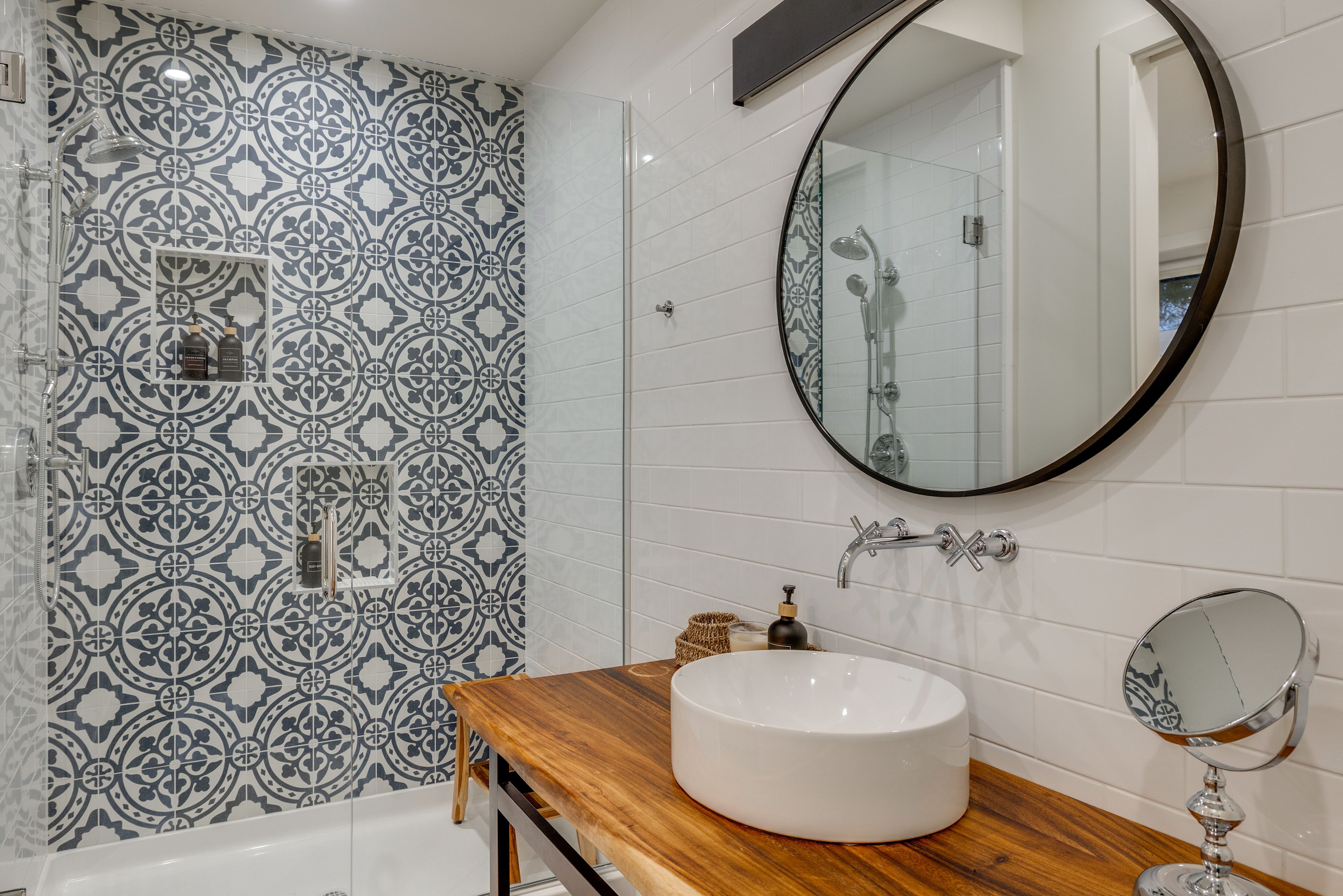 En-Suite Bathroom | Towels Provided | Lower Level
