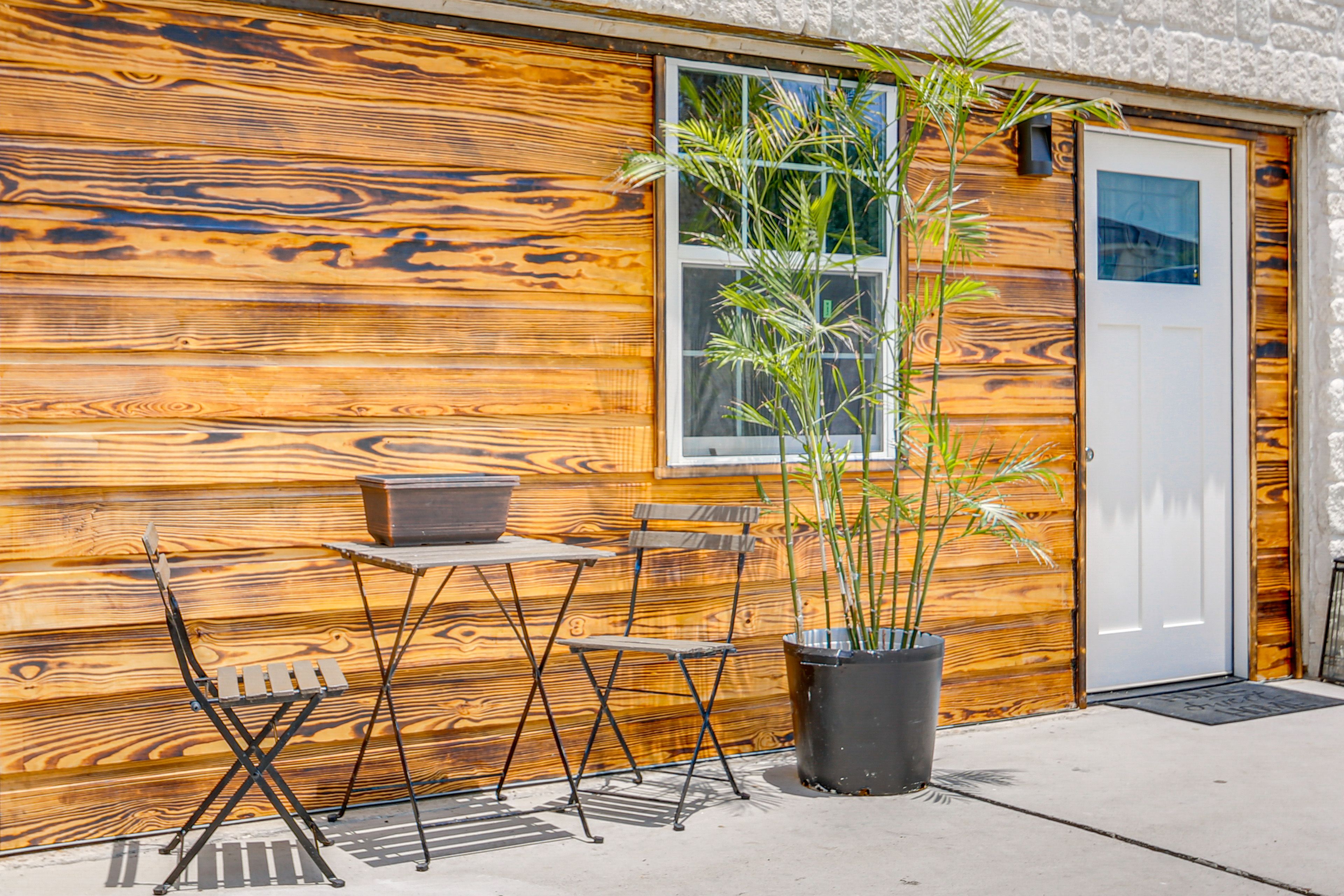 Private Patio | Shared Gas Grill