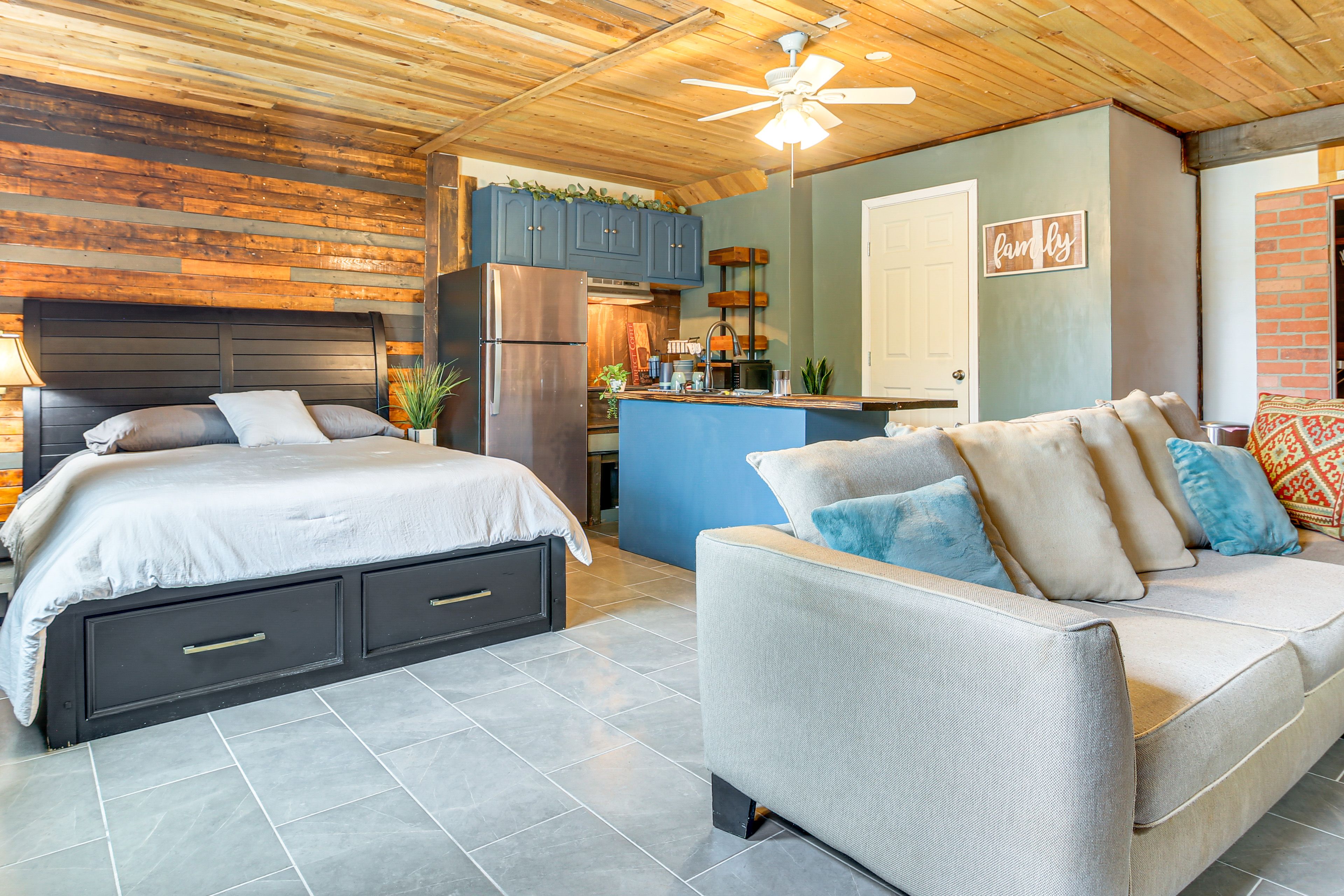 Brownsville Vacation Rental | Studio | 1BA | Step-Free Access | 484 Sq Ft
