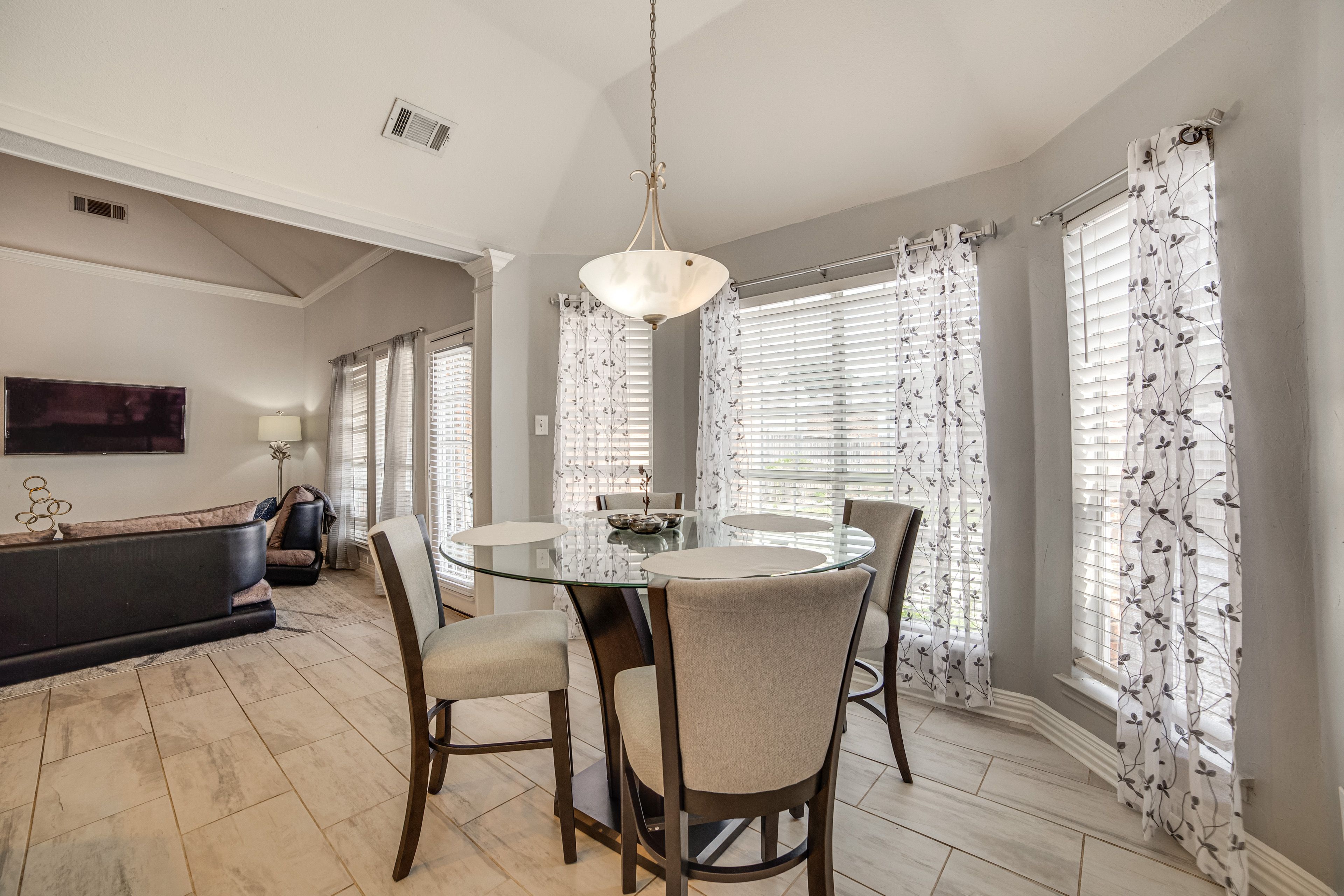 Dining Area | 1st Floor