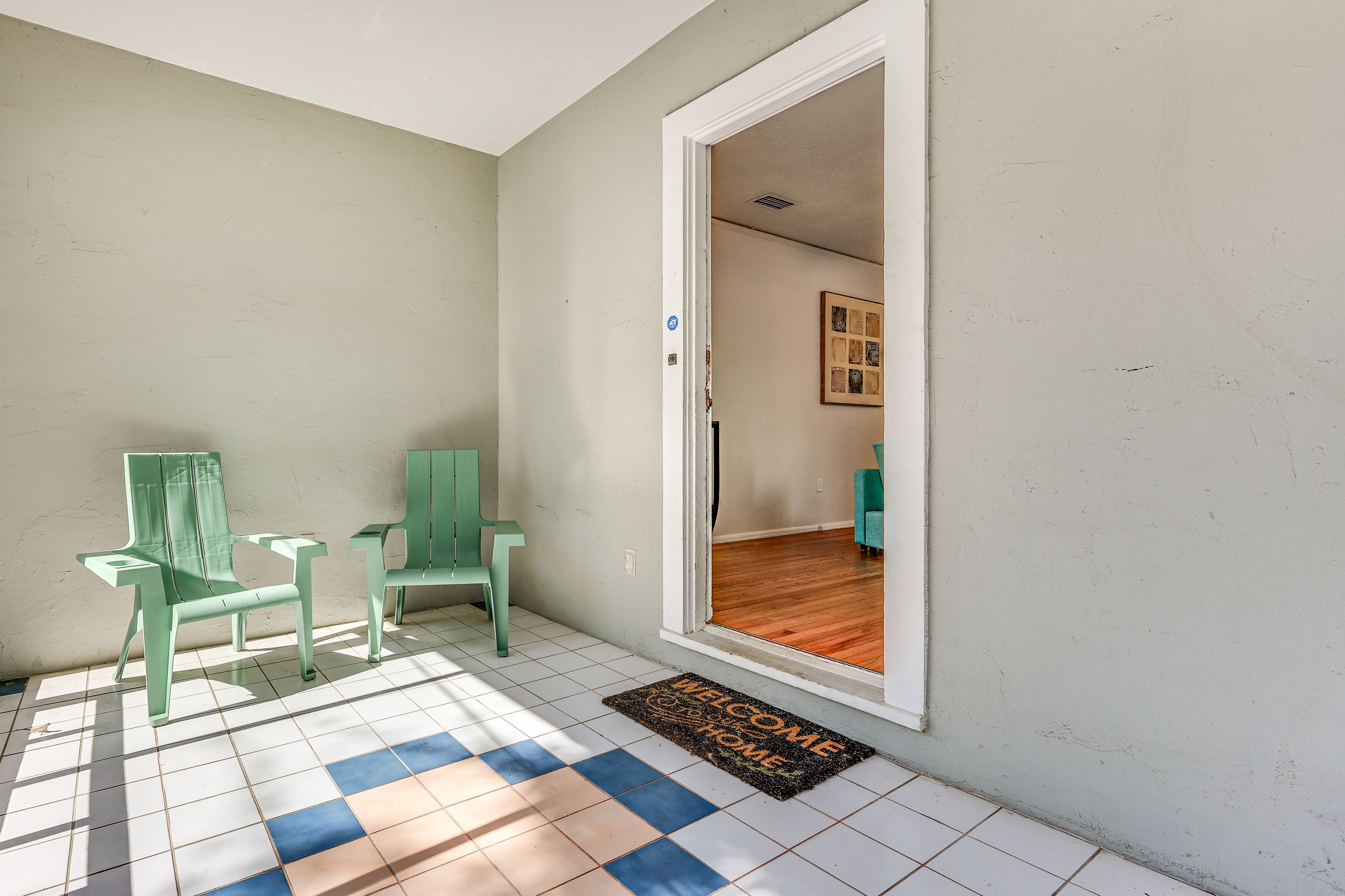 House Exterior | Screened Porch w/ Seating