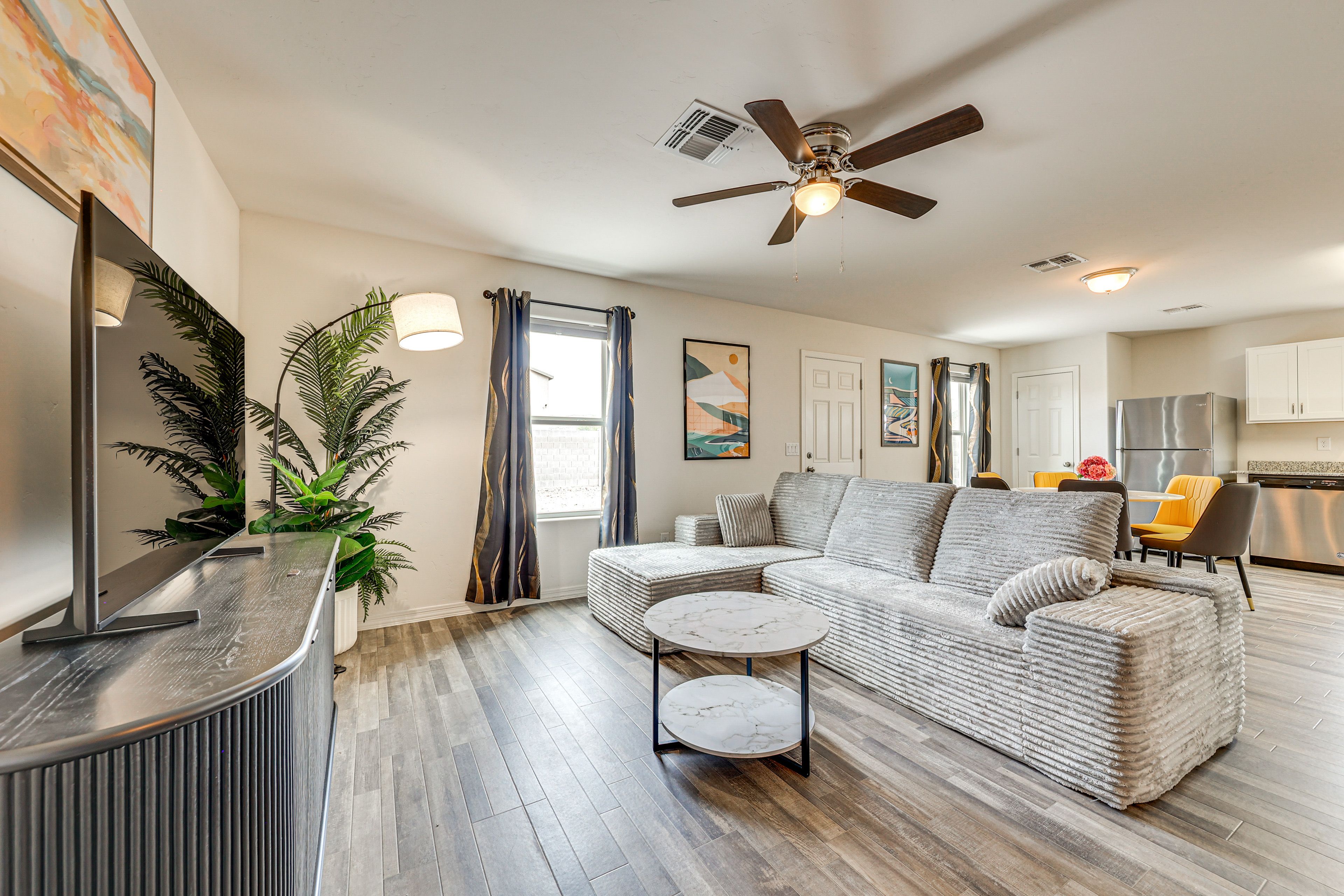 Living Room | 1st Floor | Smart TV