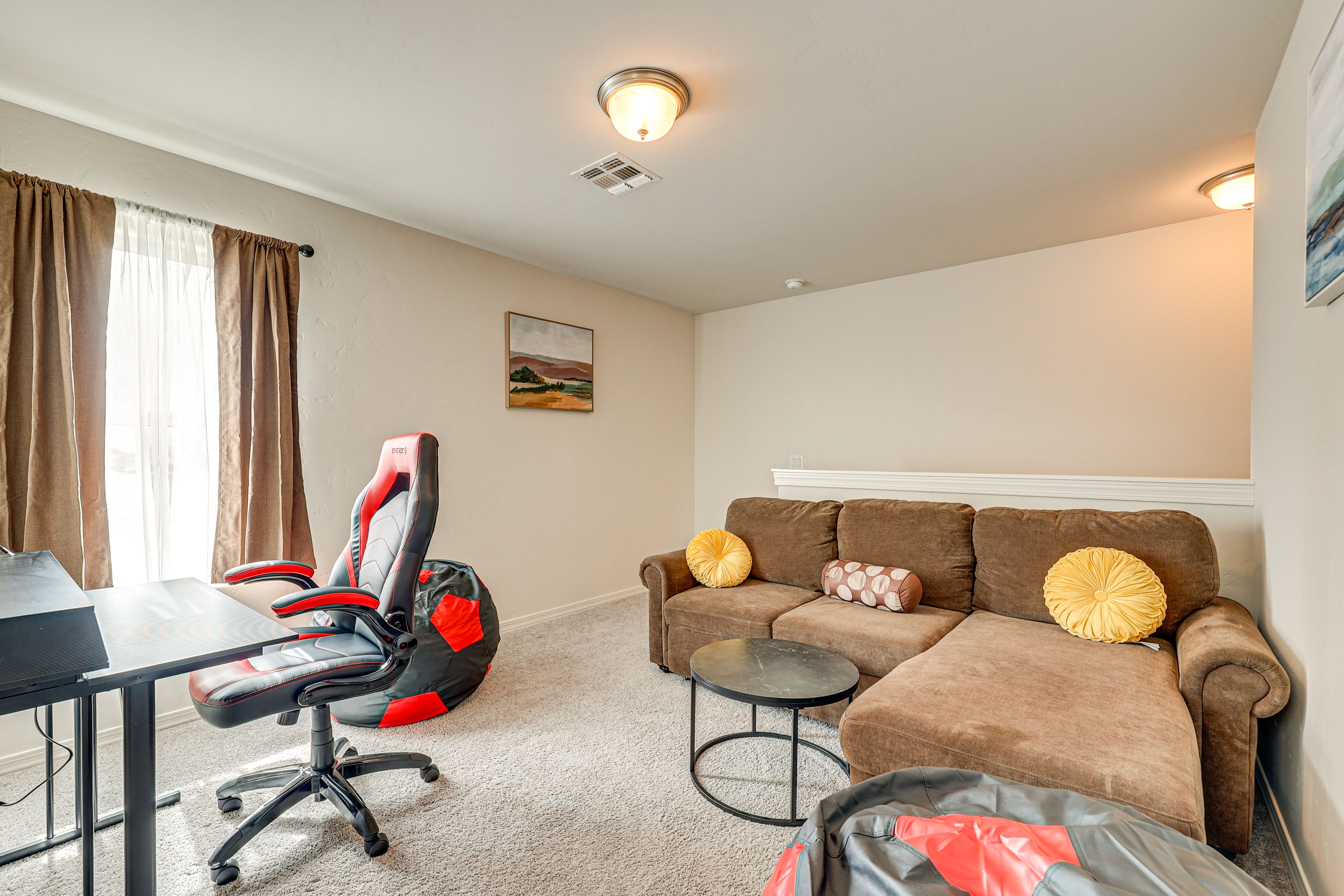 Family Room | 2nd Floor | Queen Sleeper Sofa | Laptop-Friendly Workspace
