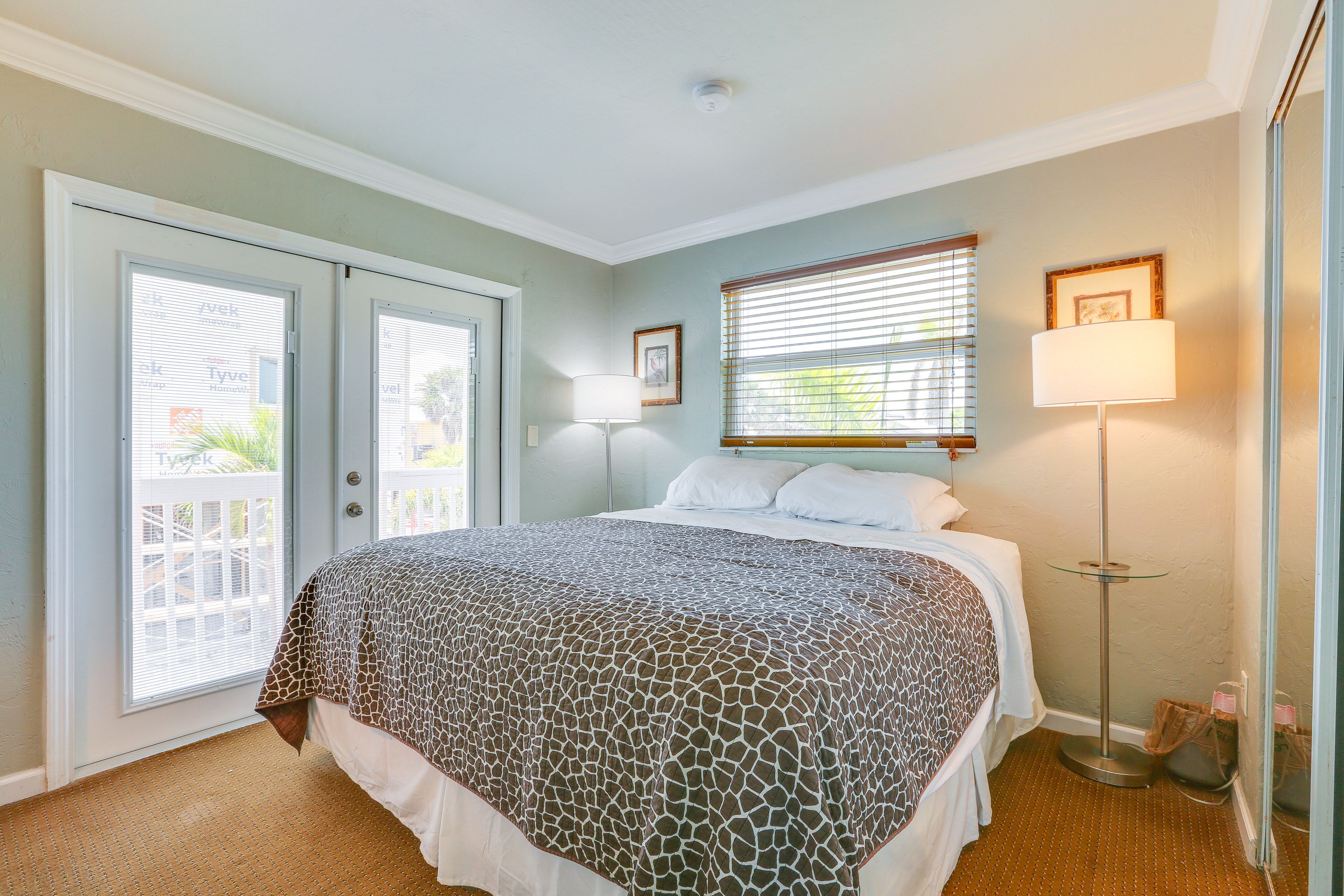 Bedroom 1 | King Bed | Linens Provided