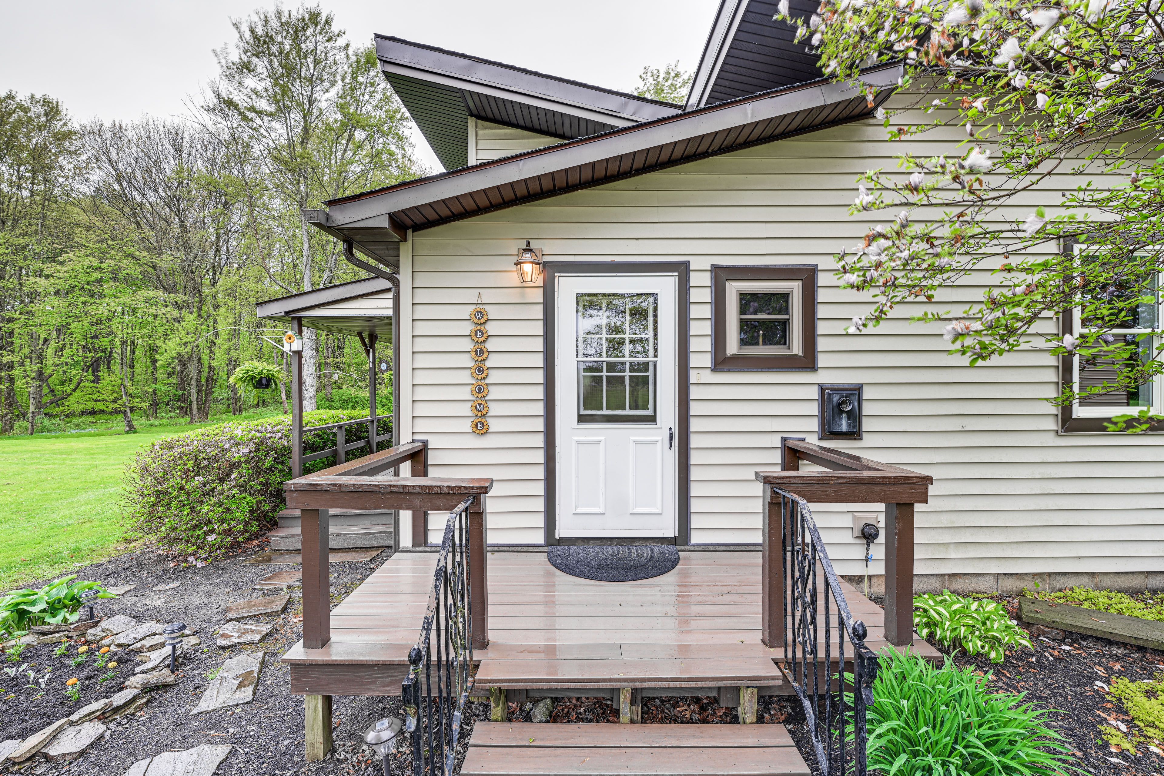Cottage Exterior | Front Deck | Keyless Entry