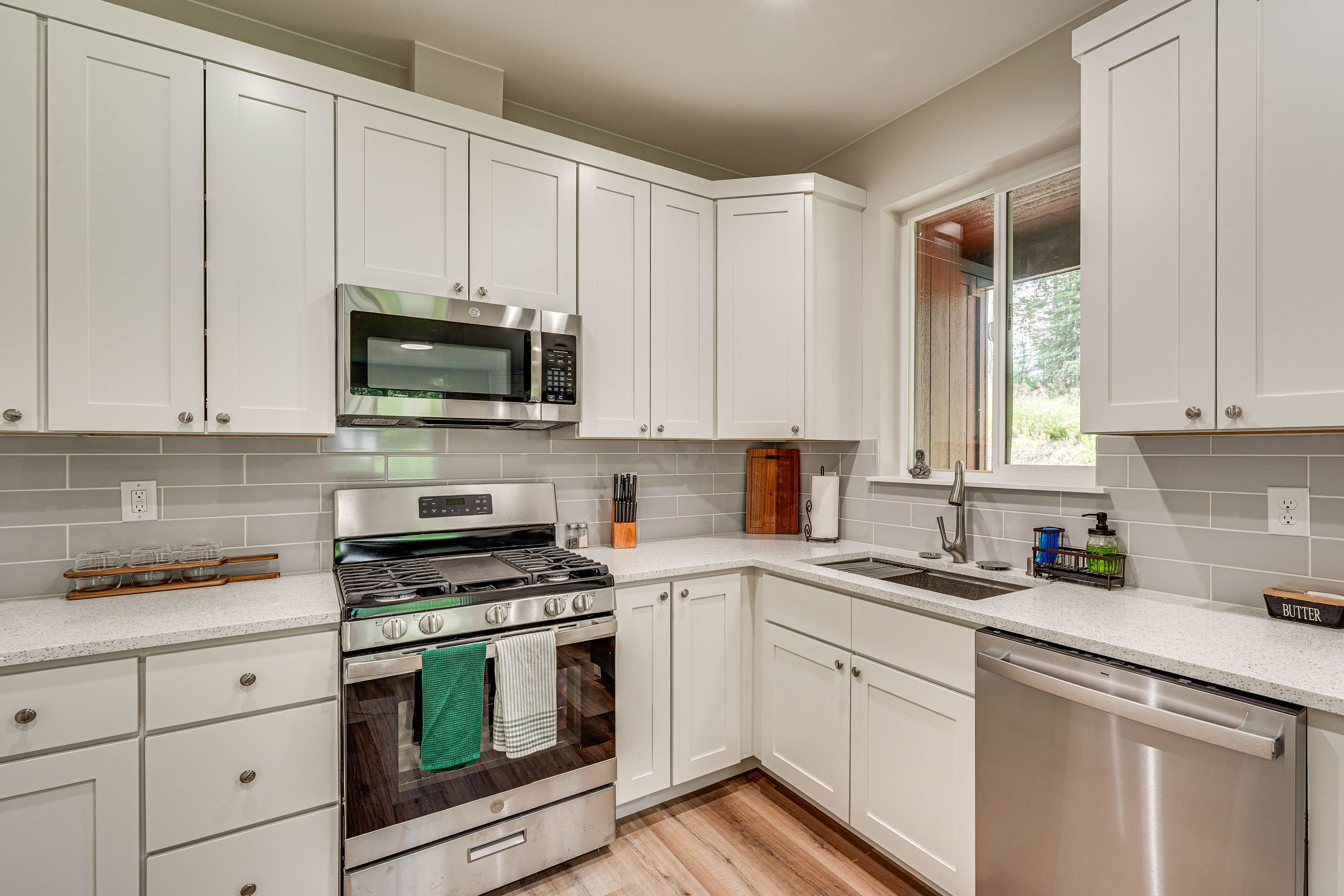 Kitchen | Drip & Keurig Coffee Makers | Dishwasher | Cooking Basics | 1st Floor