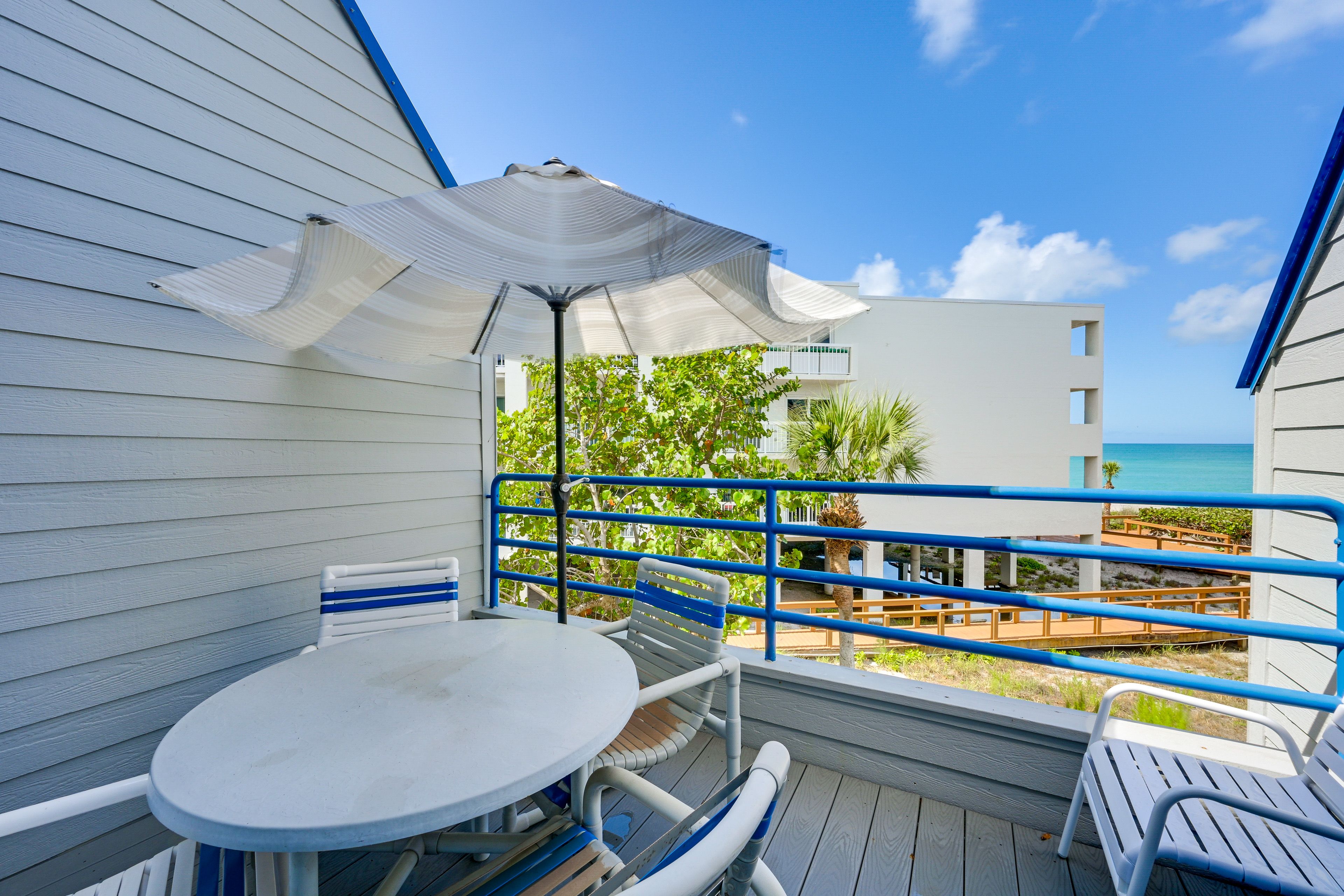 Balcony | Dining Area | Views