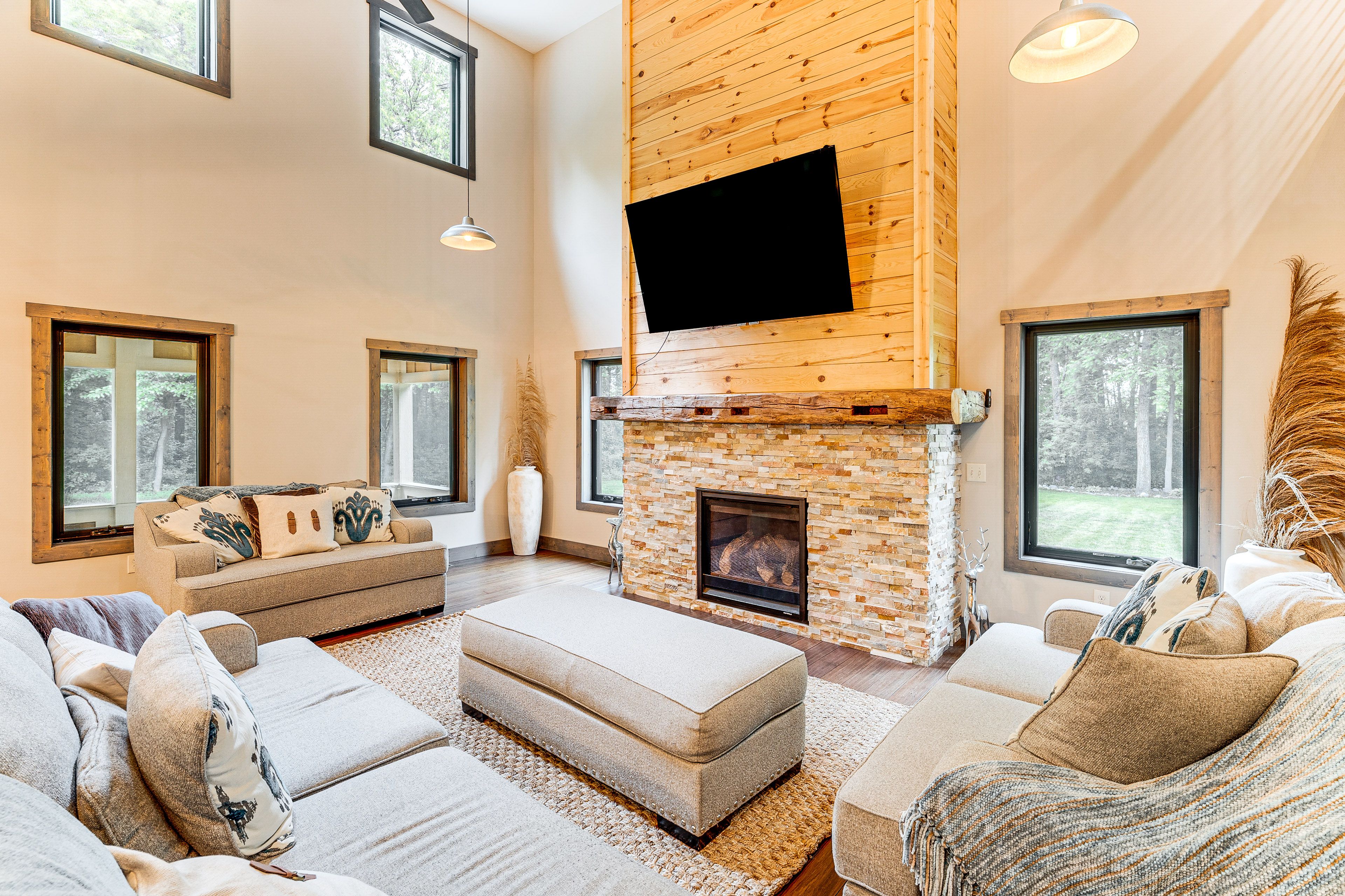 Living Room | Smart TV | 1st Floor