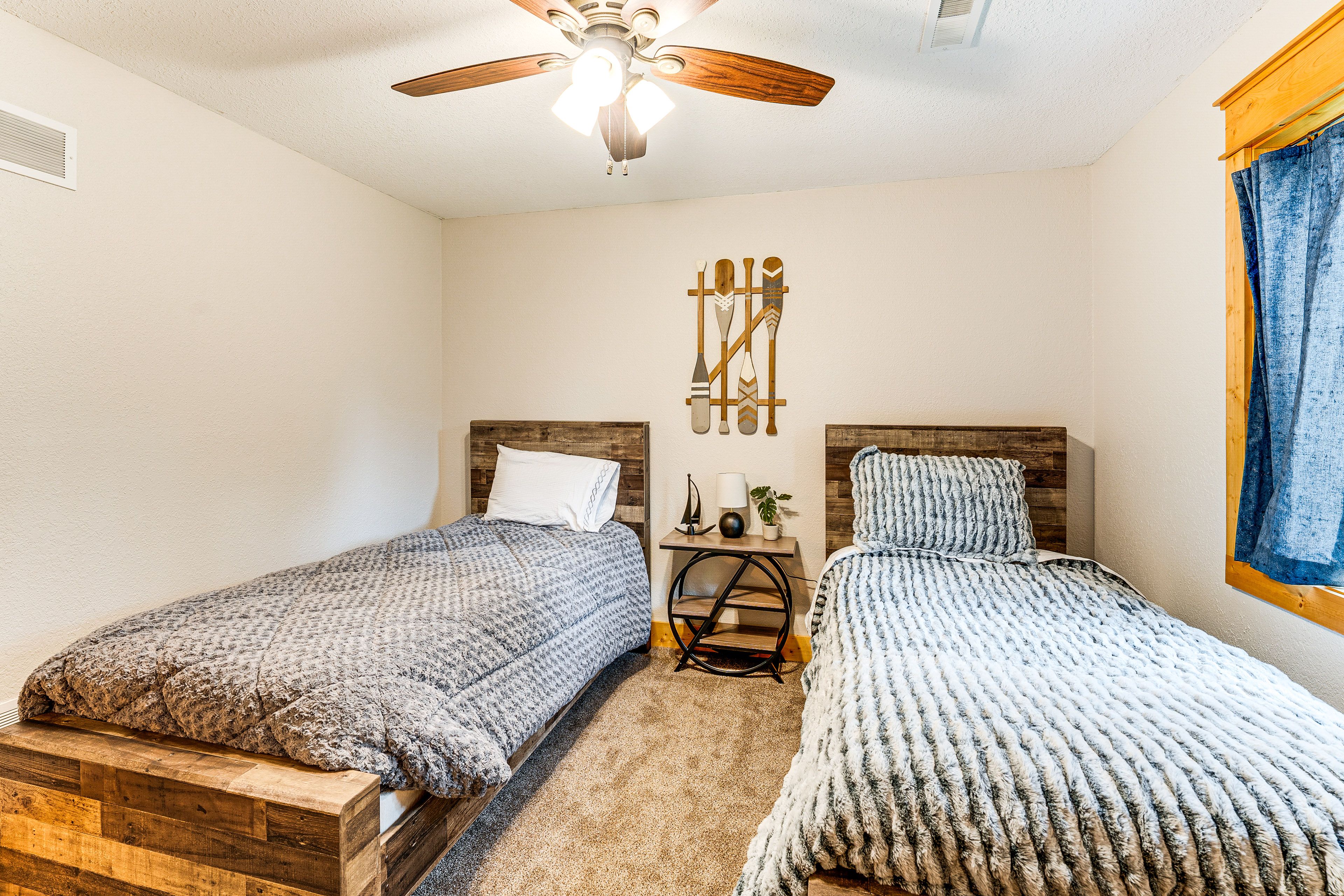 Bedroom 4 | 2 Twin Beds | 2nd Floor