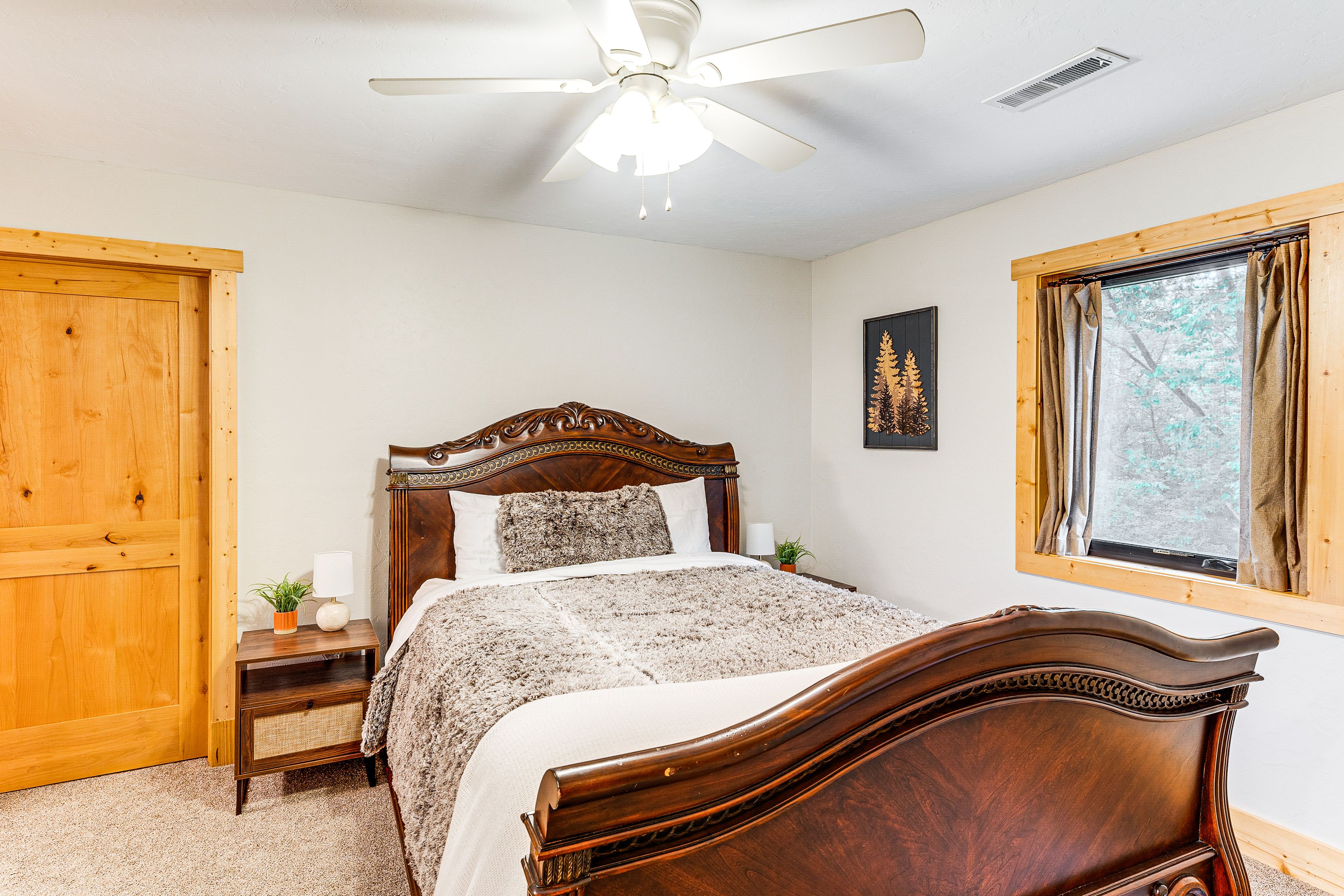 Bedroom 3 | Queen Bed | 2nd Floor