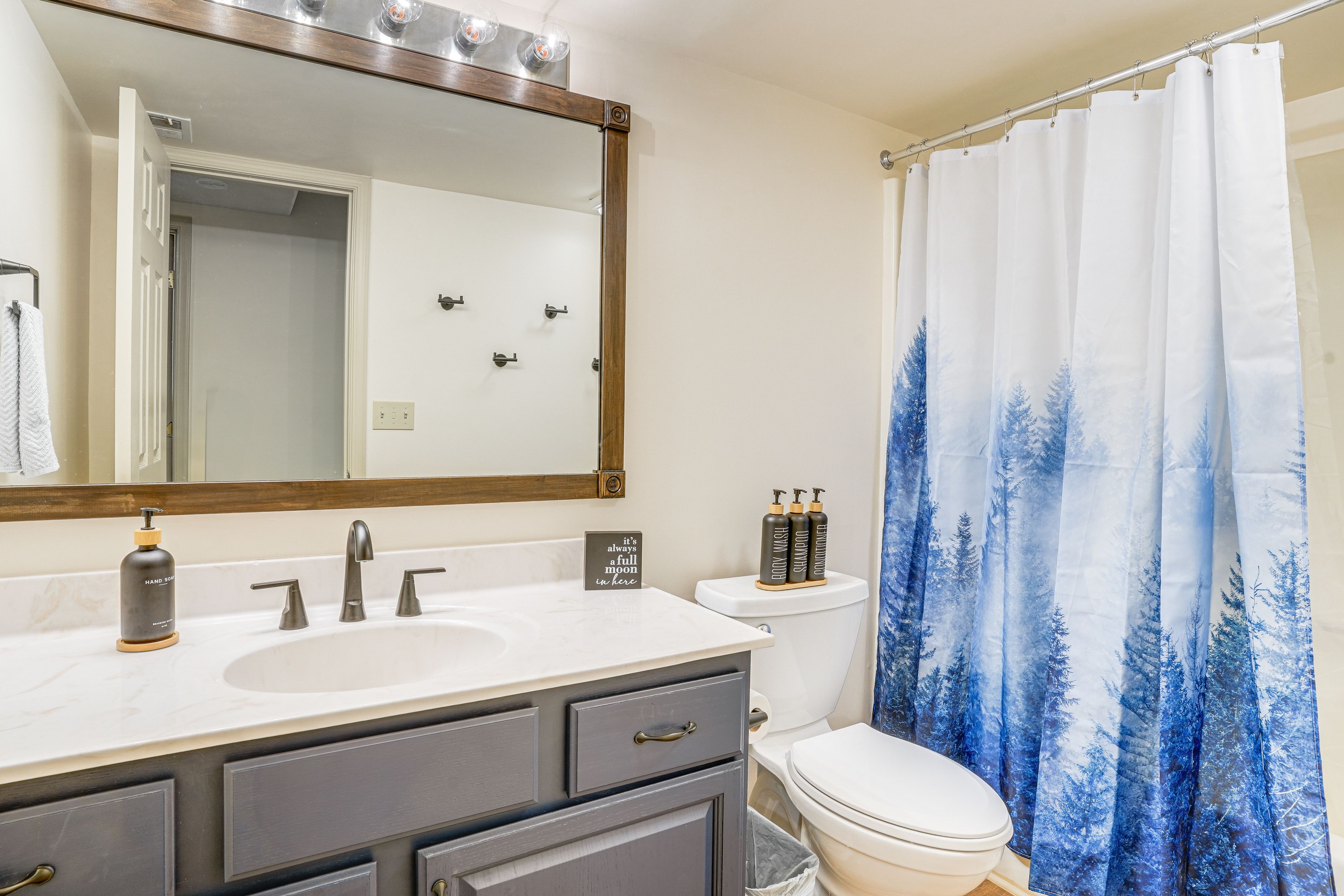 Full Bathroom | Basement