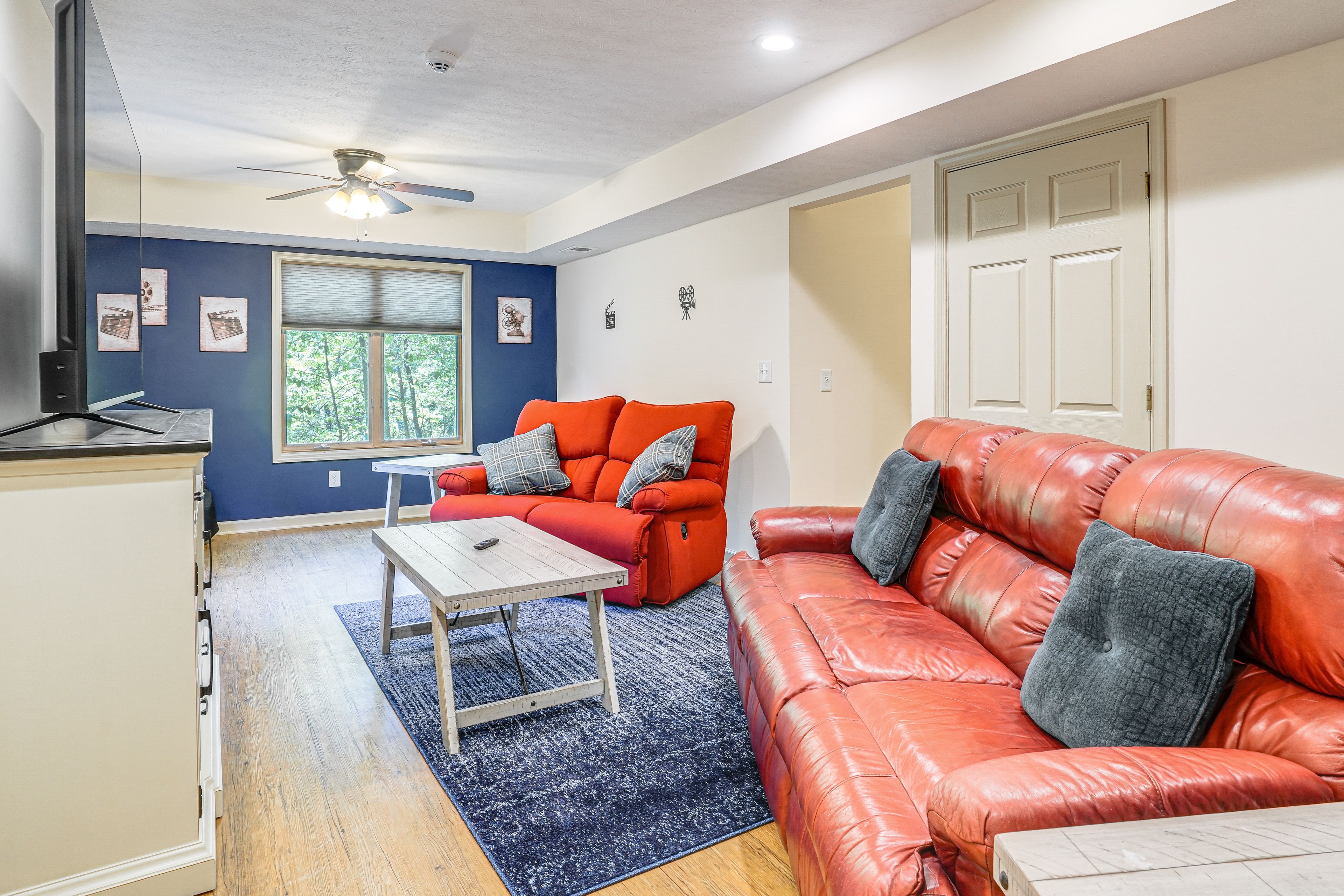Media Room | Home Theater System | Smart TV | Fireplace | Basement