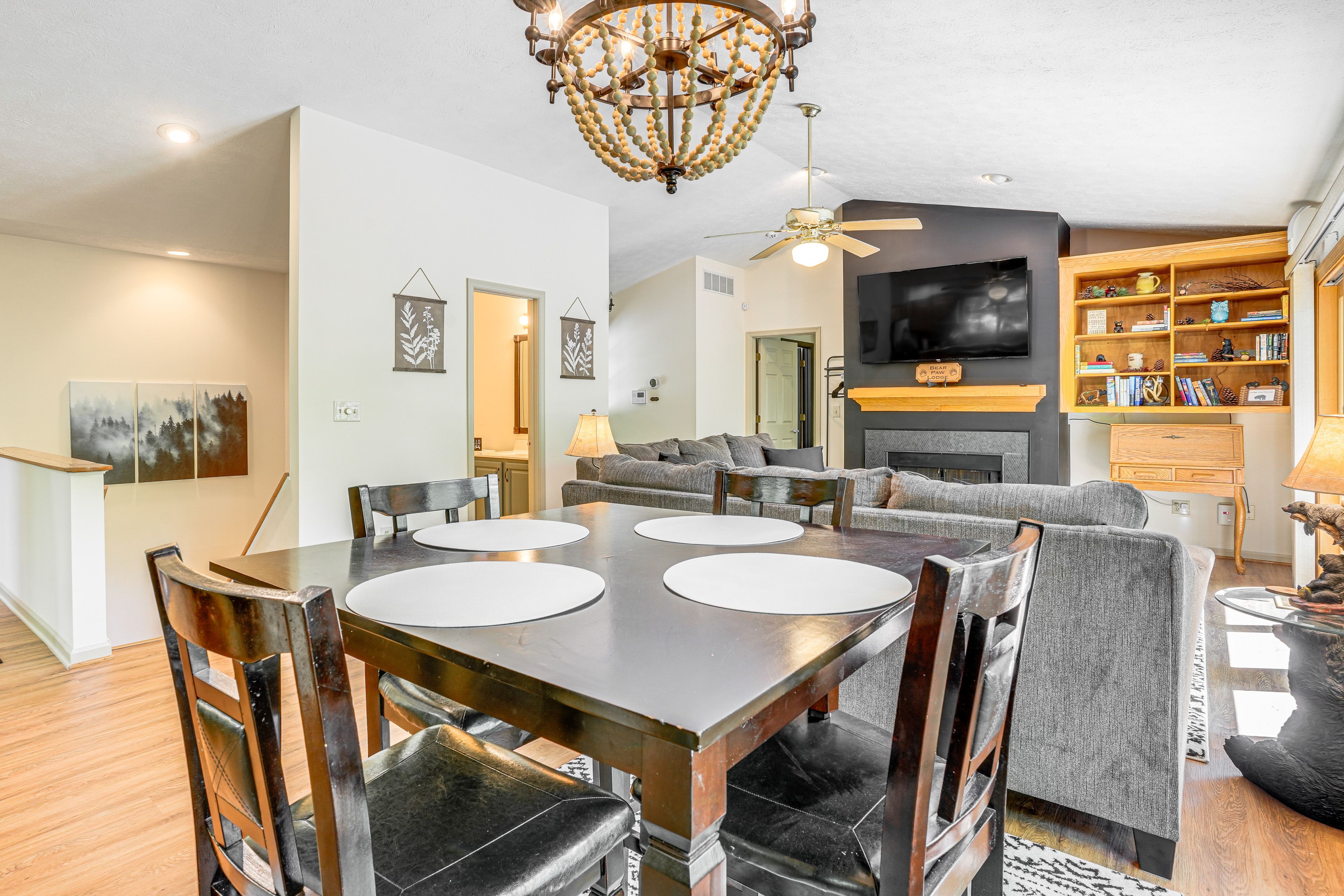 Dining Table | Dishware/Flatware | Main Floor