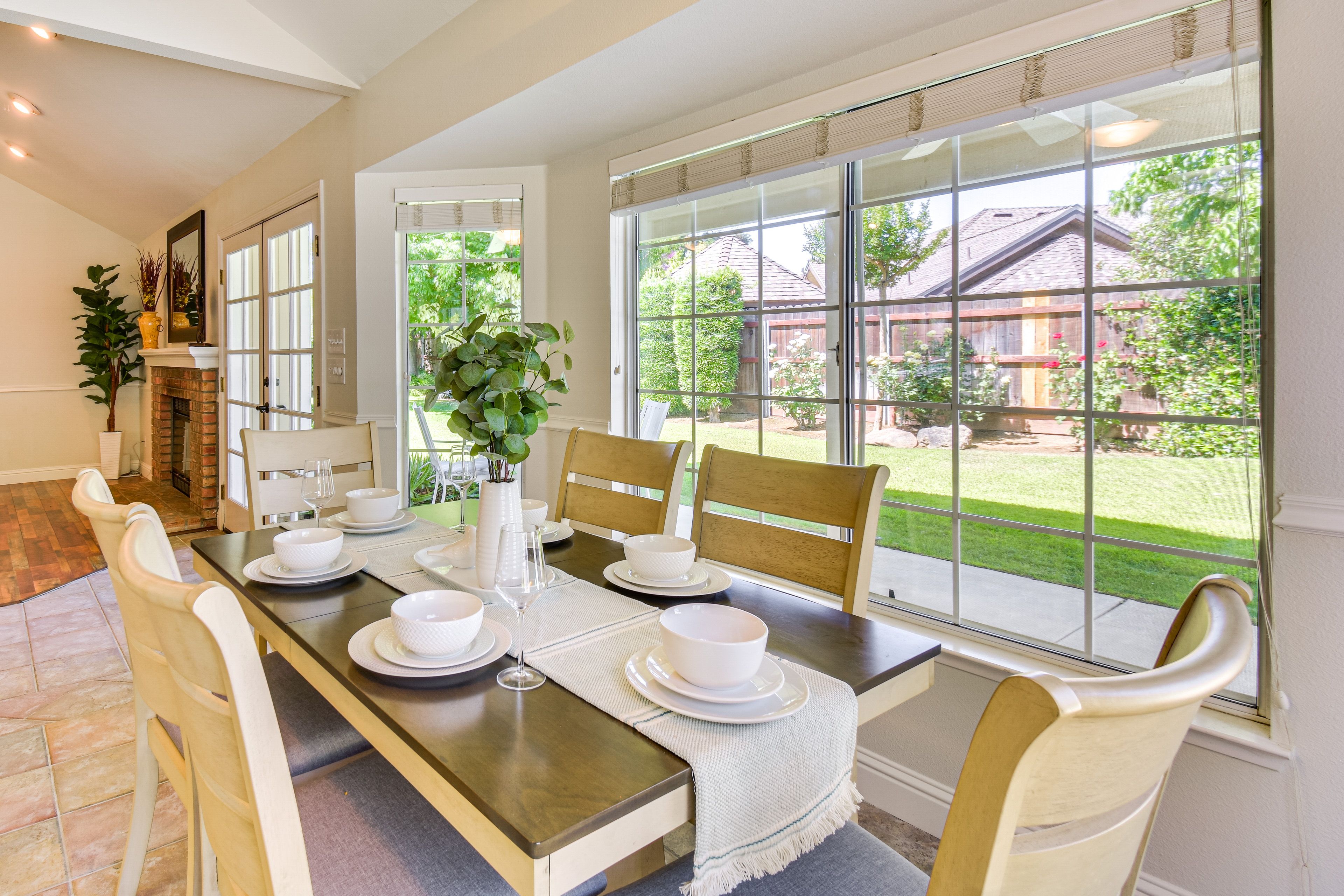 Dining Table | High Chair