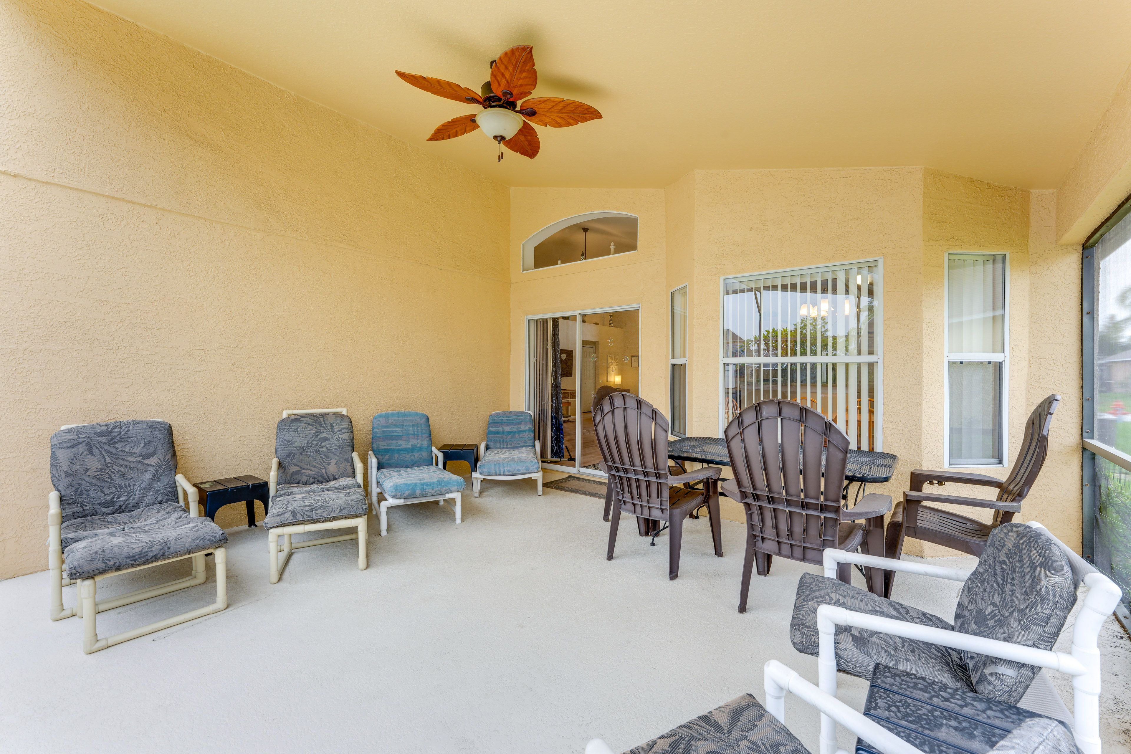 Covered Patio | Outdoor Seating