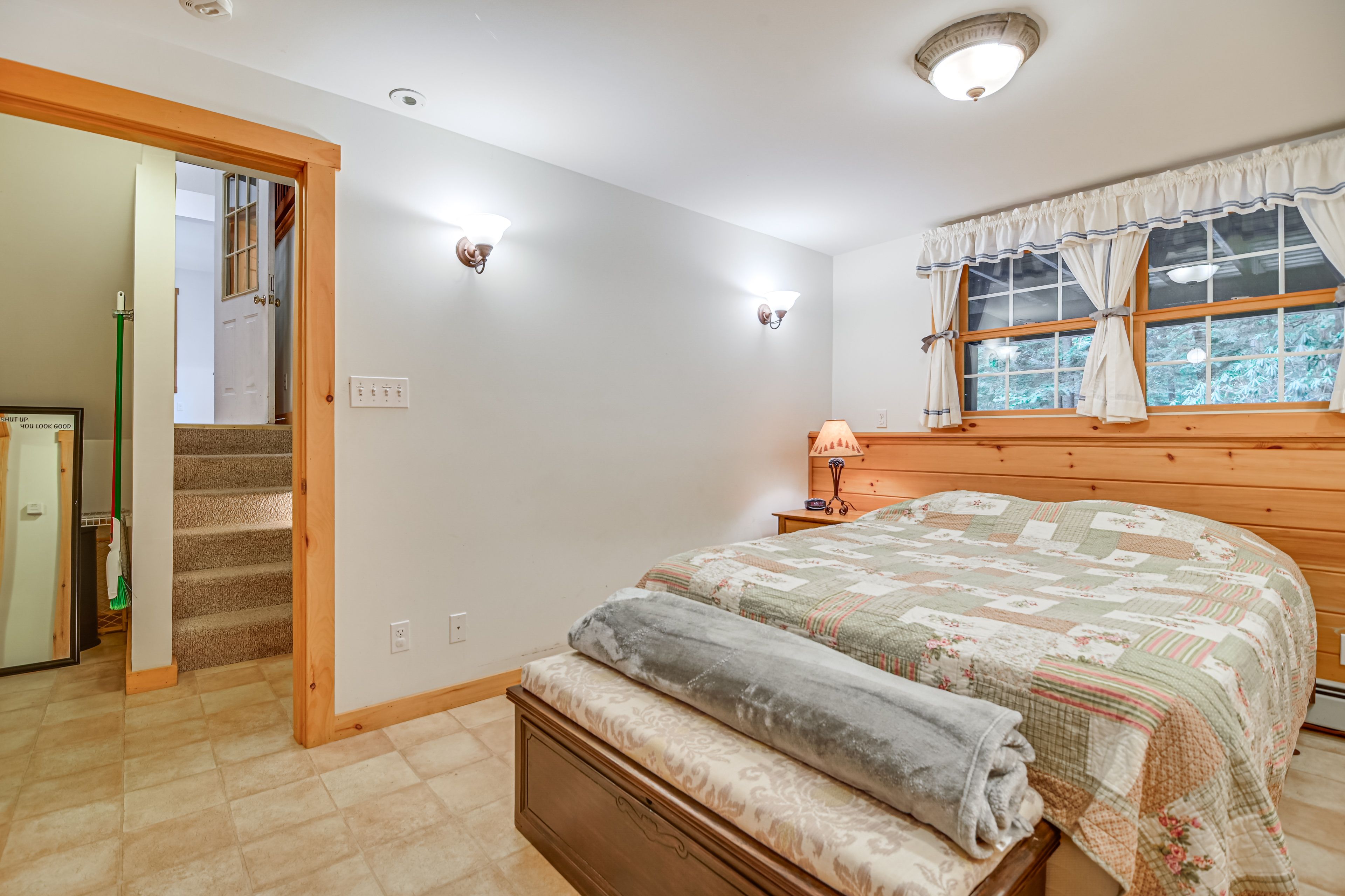 Bedroom 3 | Queen Bed | Twin Bed | Lower Level