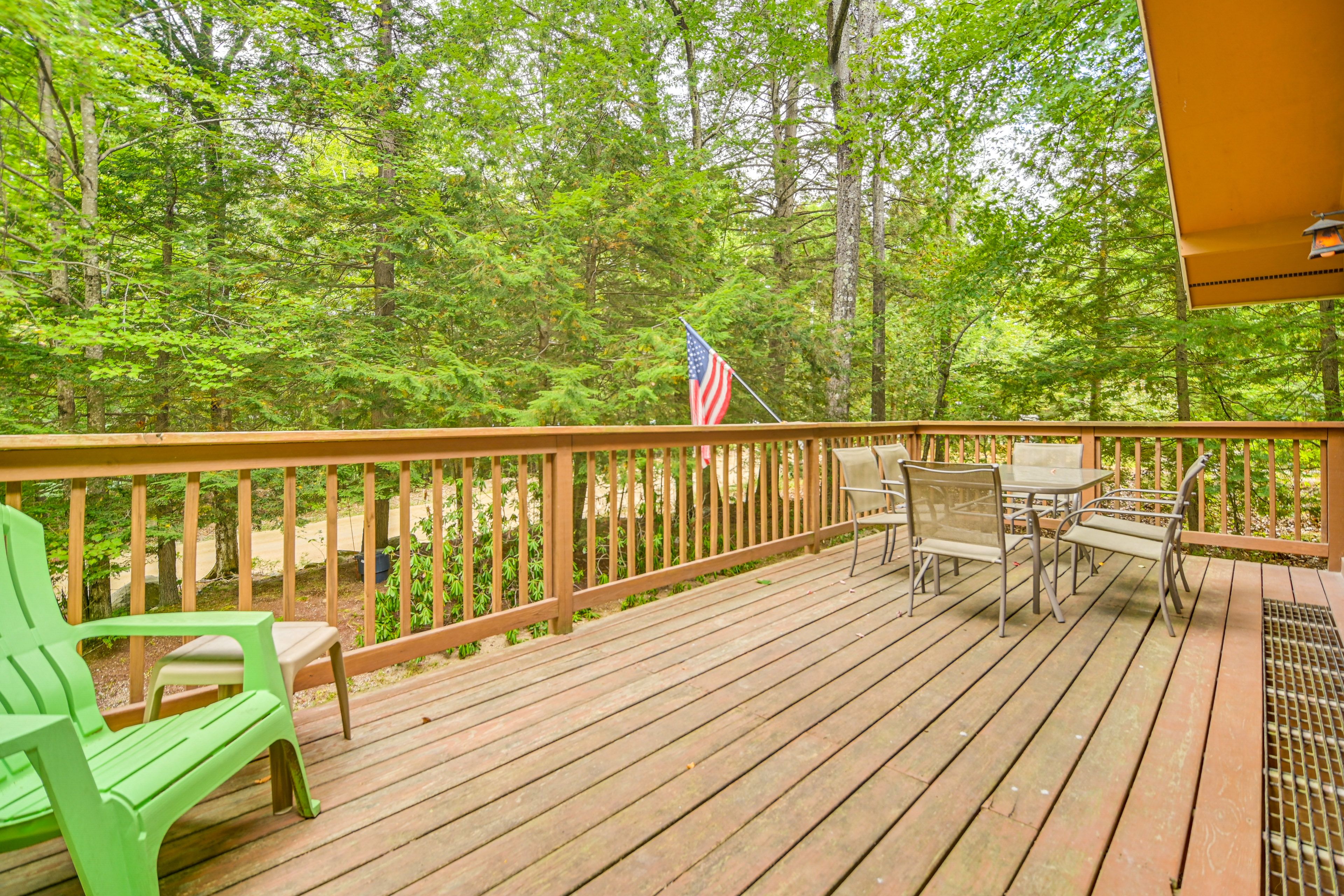 Madison Vacation Rental | 3BR | 2BA | 1,586 Sq Ft | 2 Small Steps to Enter