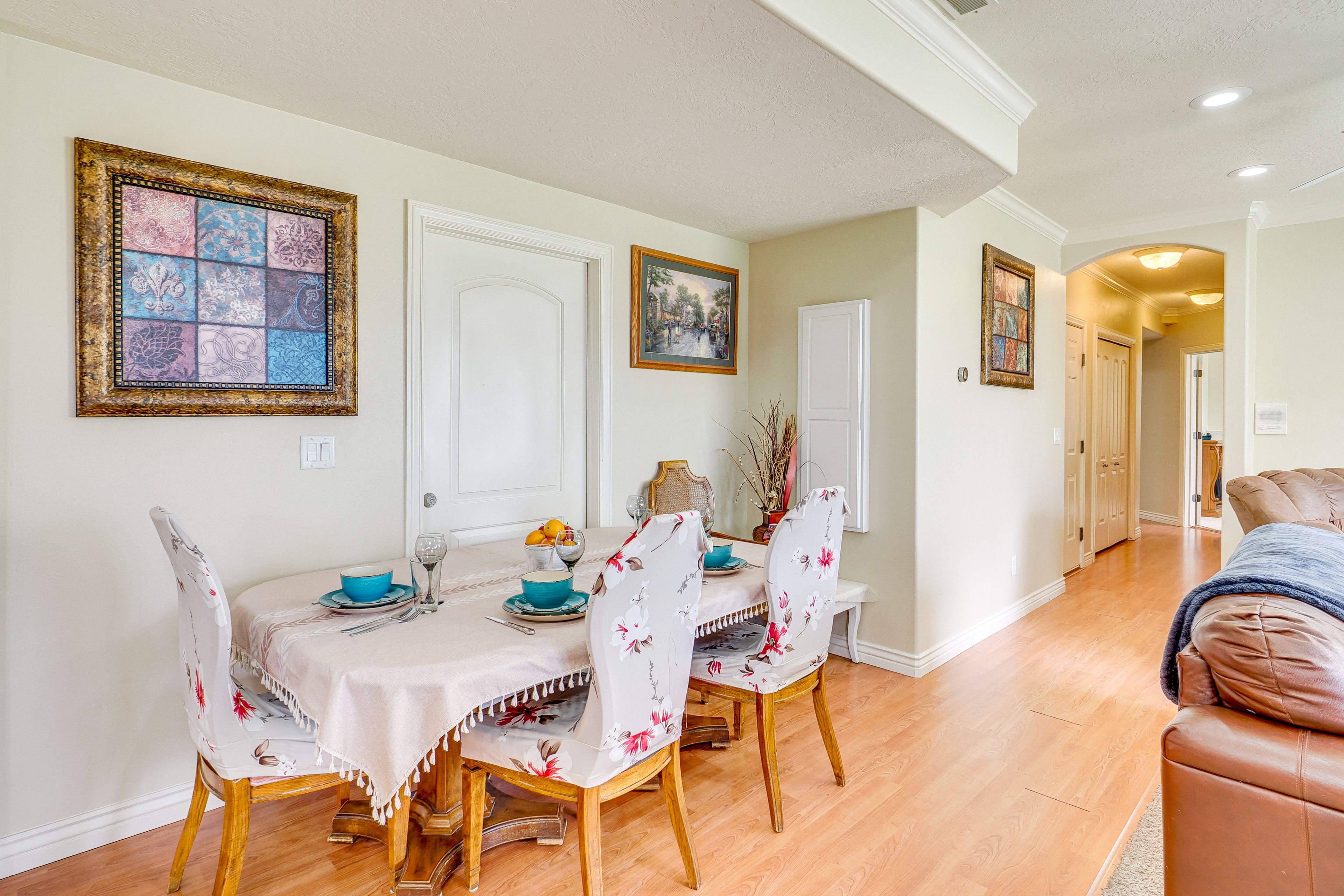 Dining Area | Open Floor Plan