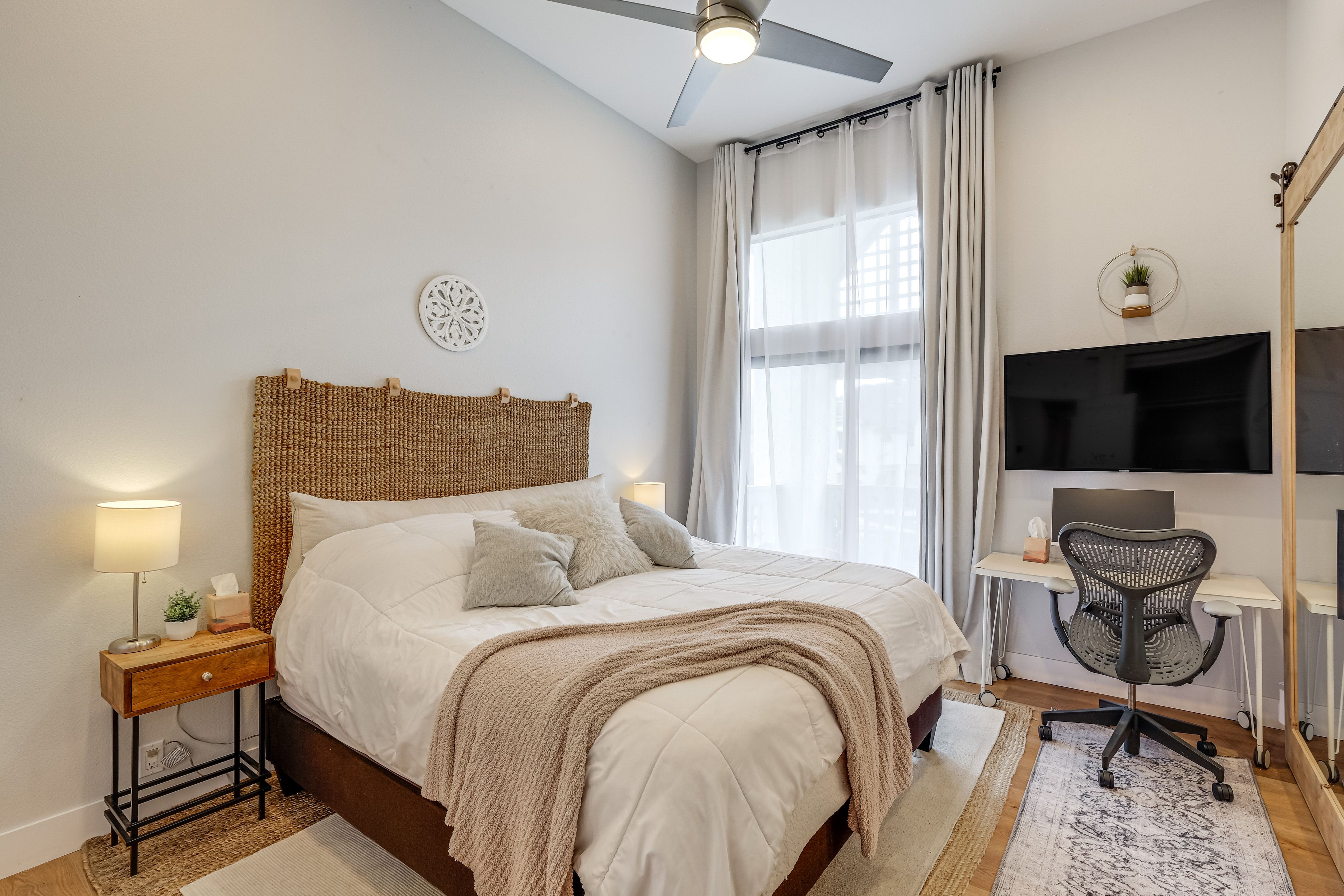 Bedroom 1 | King Bed | Linens Provided