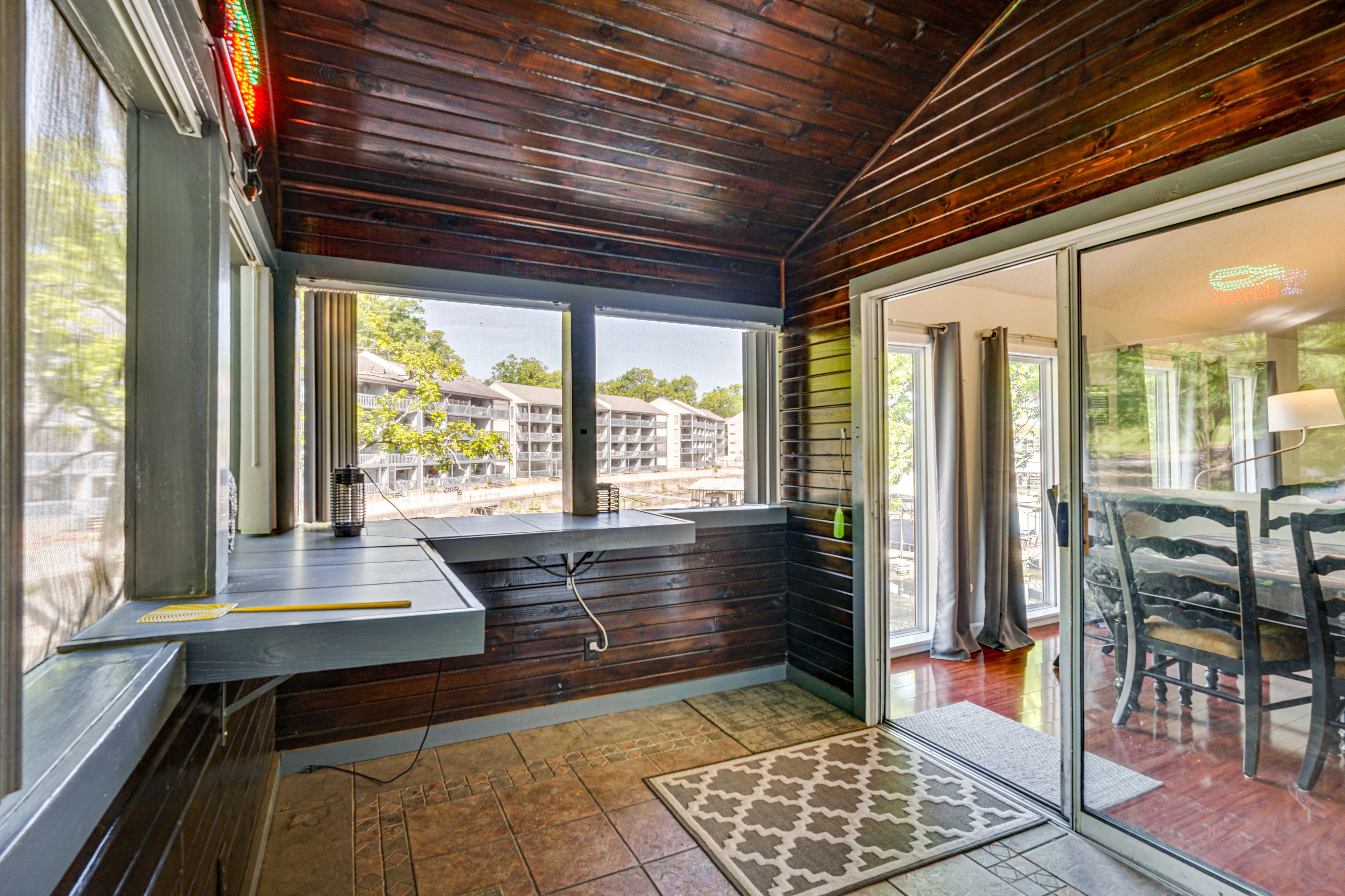 Screened Porch