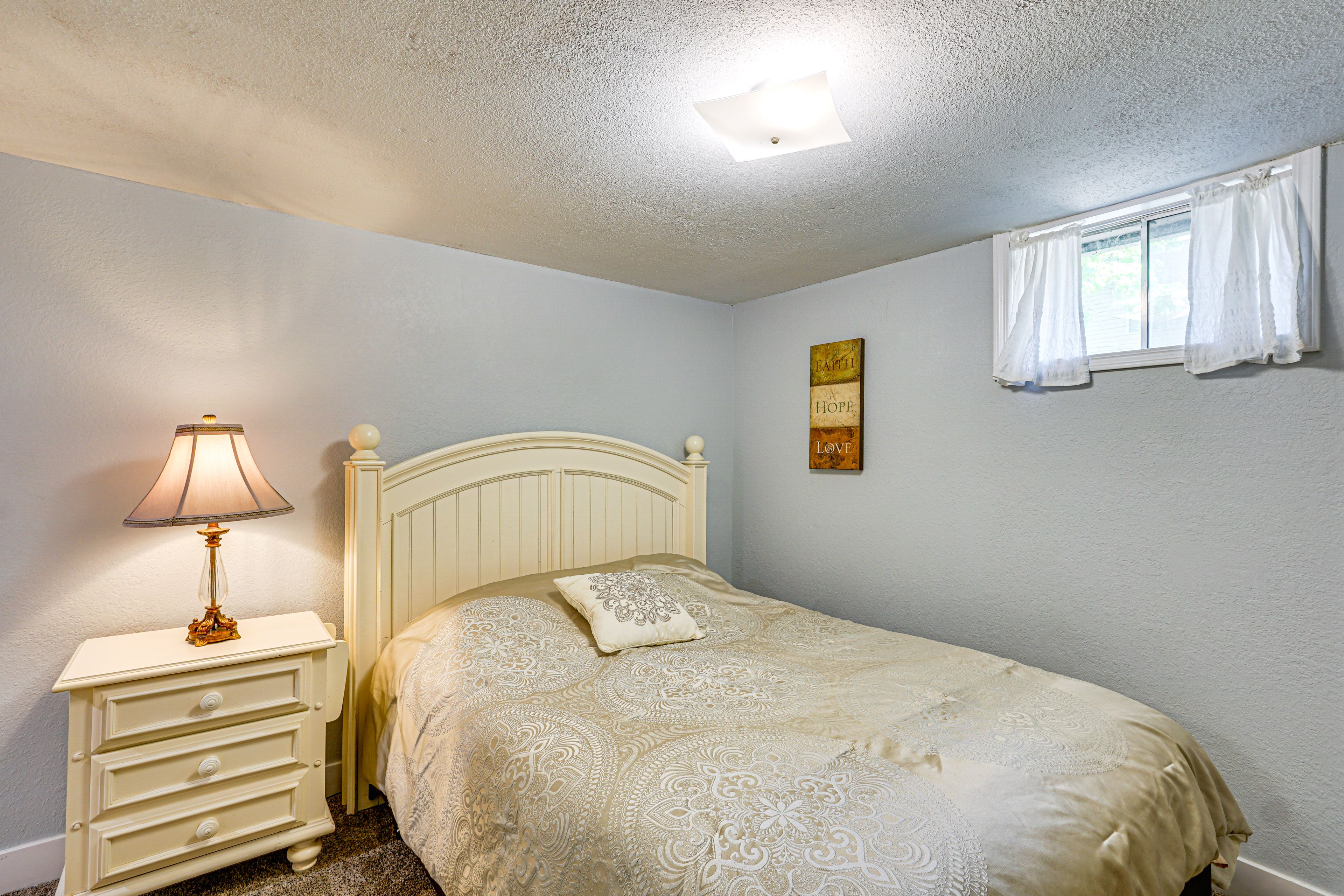 Bedroom 3 | Lower Level | Queen Bed