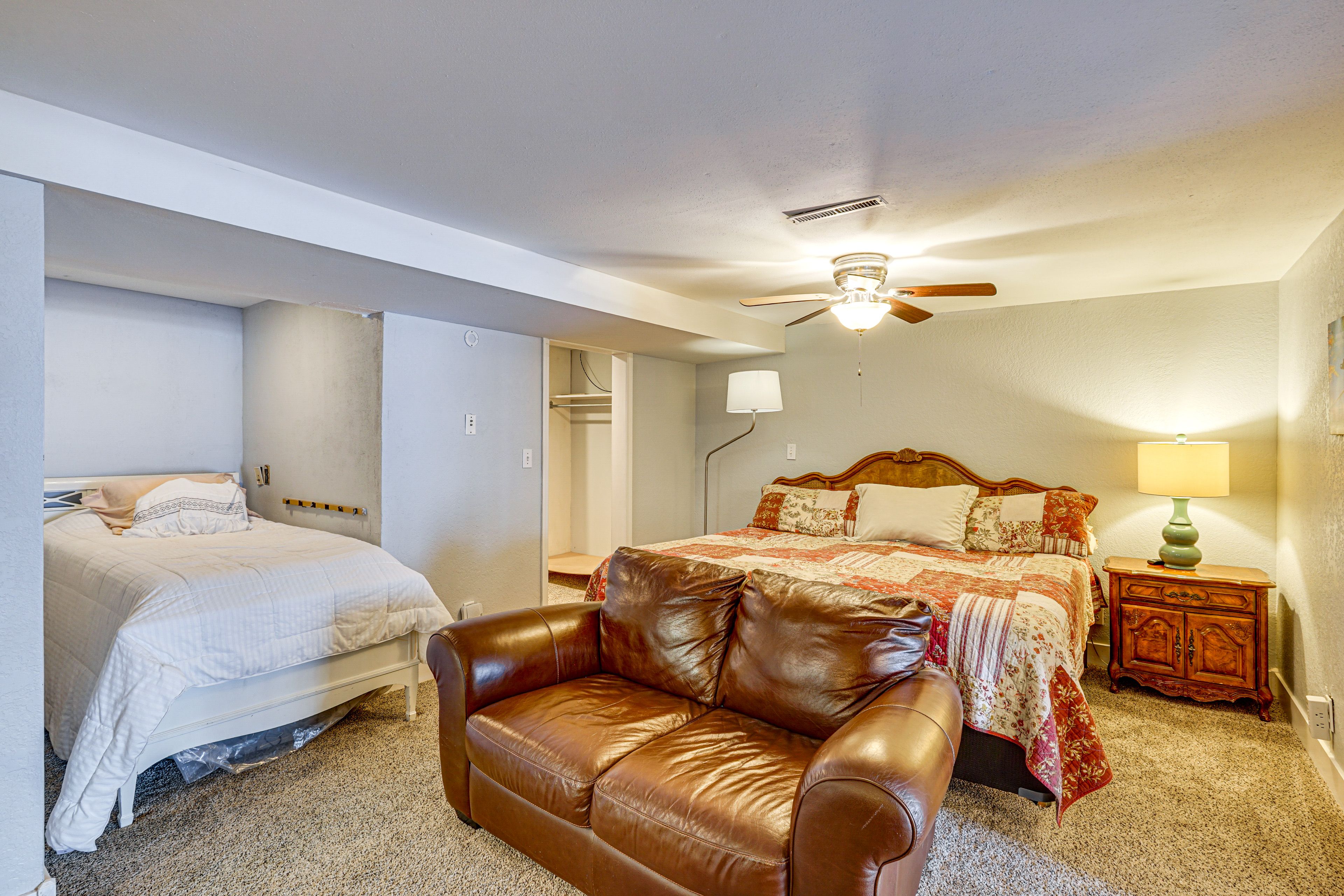 Bonus Room | Lower Level | King Bed | Twin Bed
