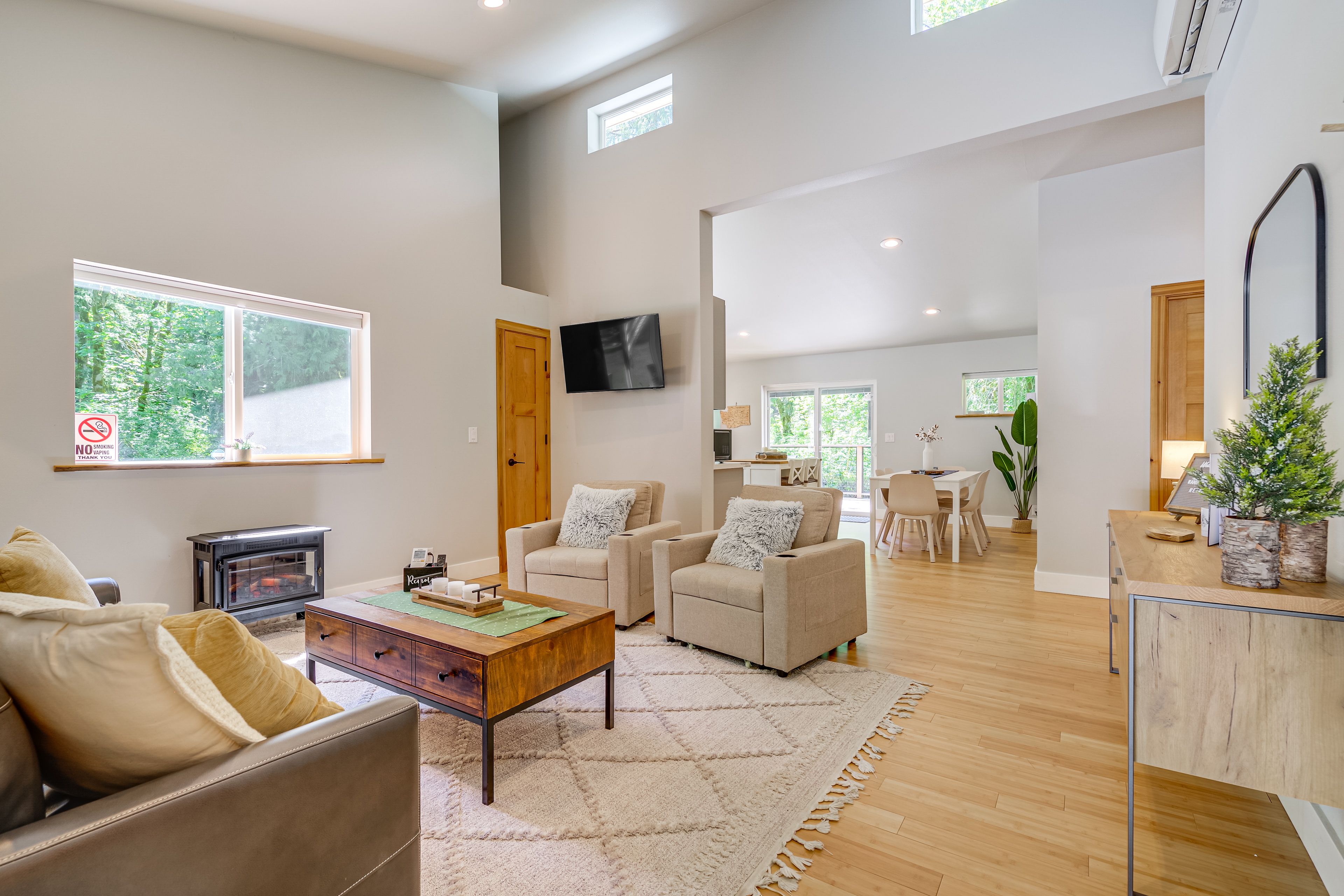 Living Area | Smart TV | Electric Fireplace | Board Games