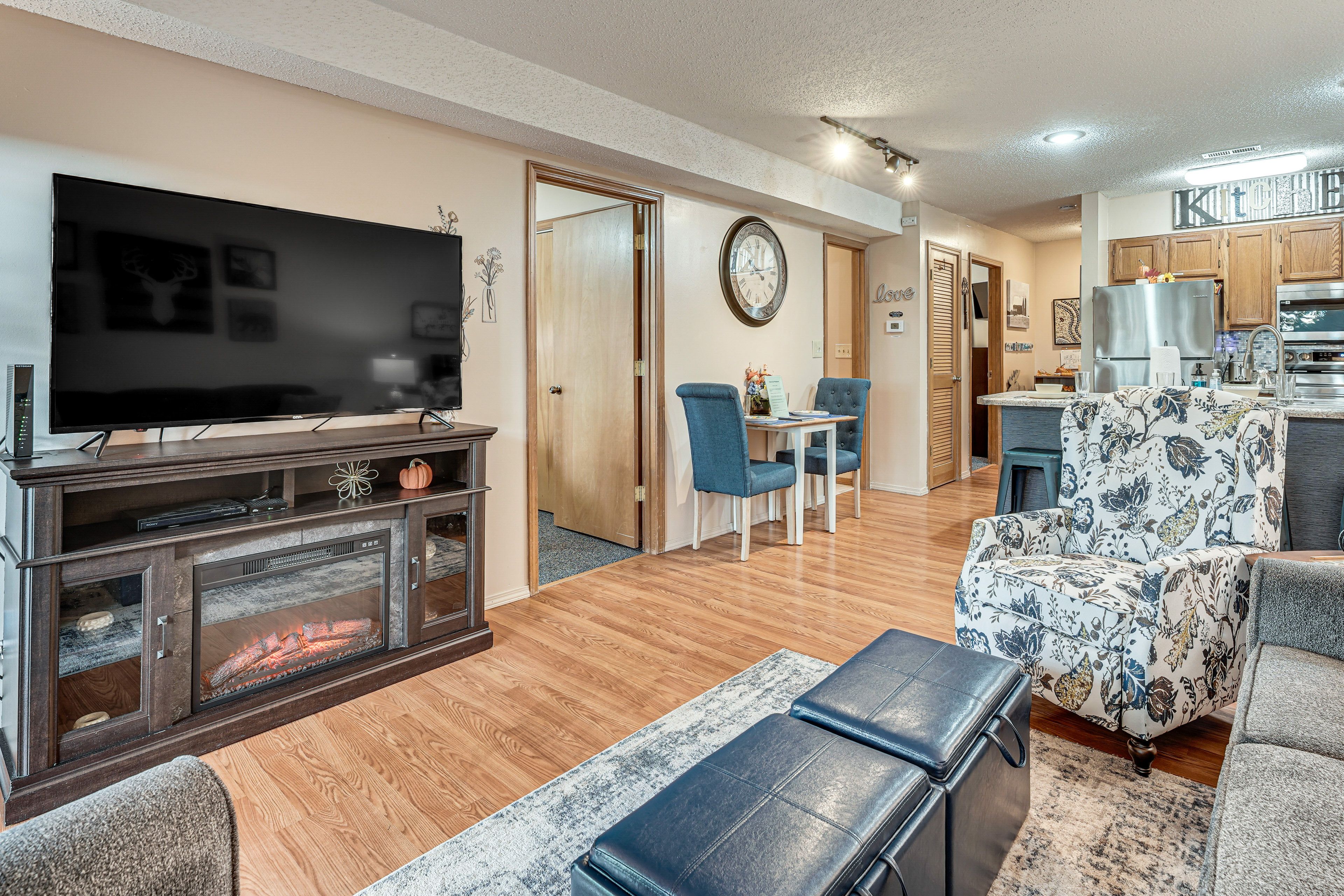 Branson West Vacation Rental | 2BR | 2BA | Step-Free Access | 900 Sq Ft
