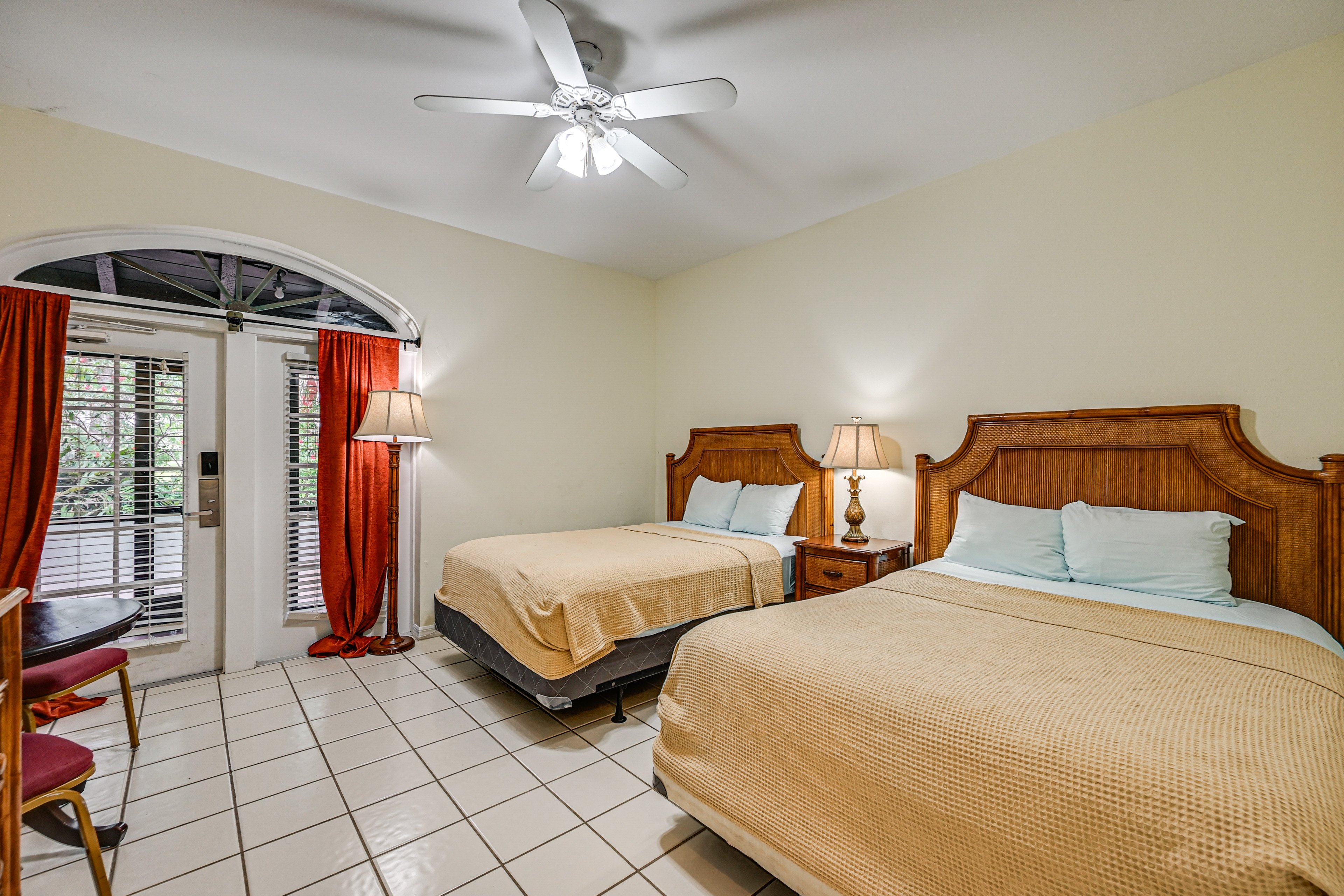 Naples Vacation Rental | Studio | 1BA | 1 Small Step Required | 300 Sq Ft