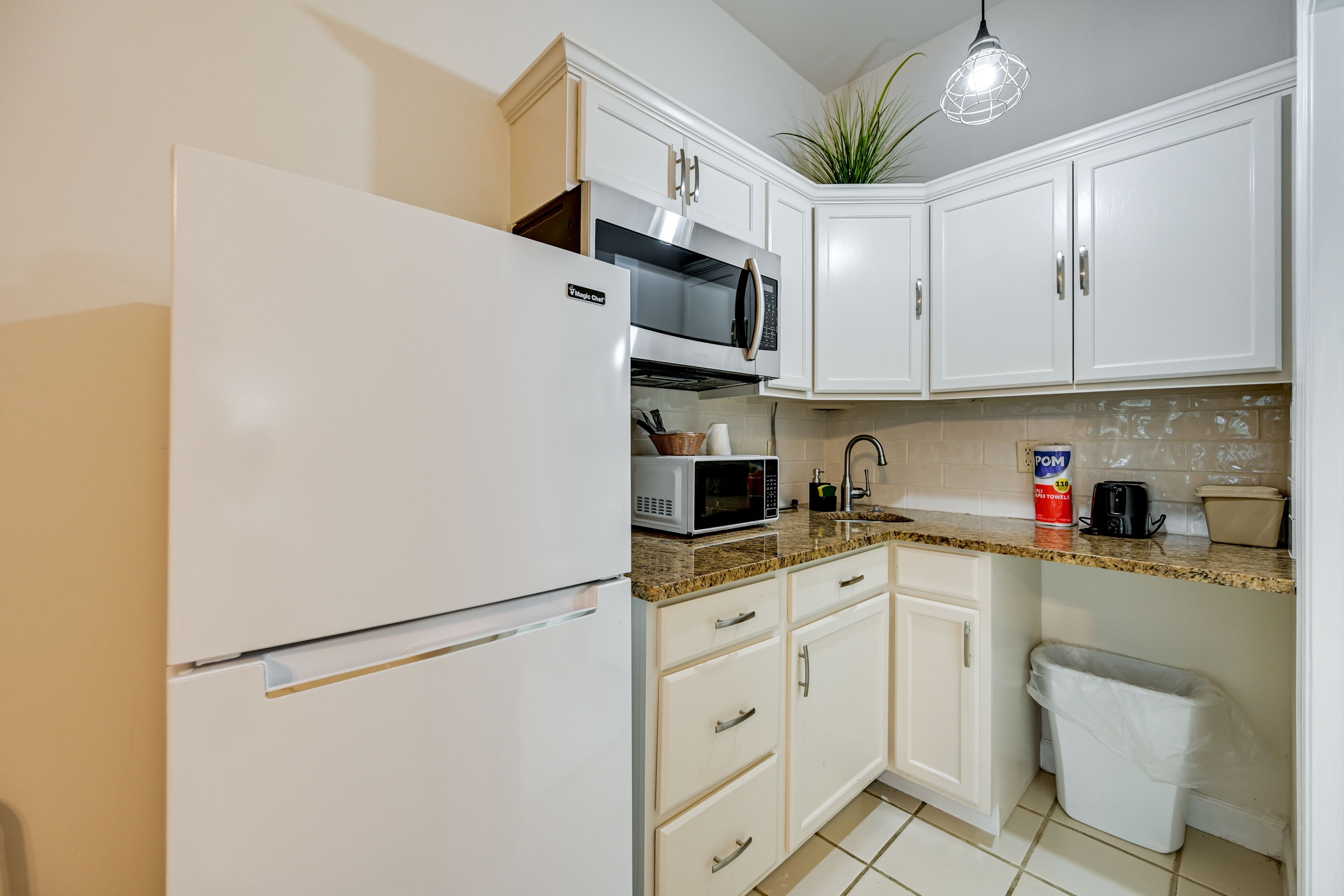 Kitchenette | Drip Coffee Maker